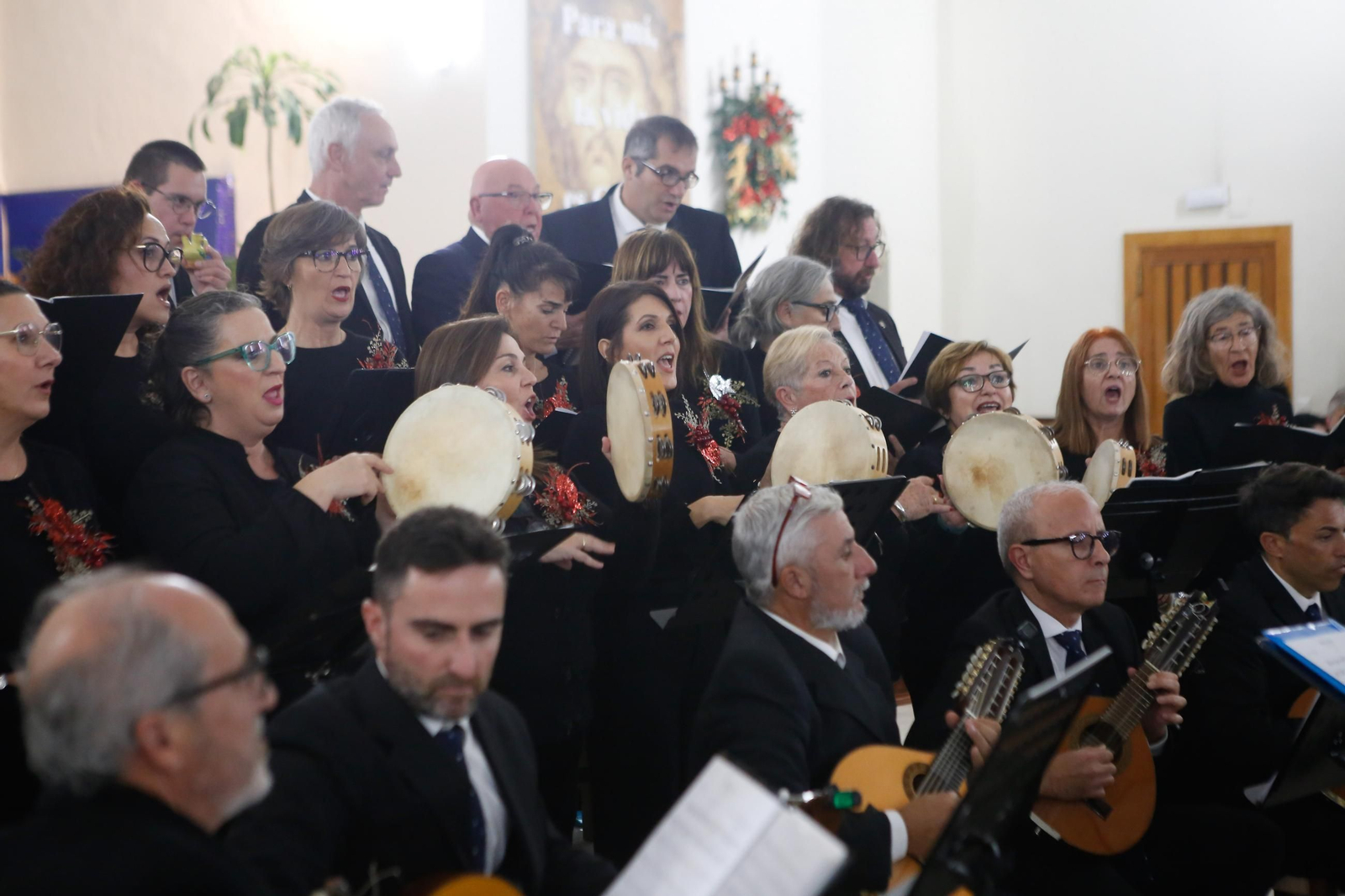 Las fotos del homenaje al padre Pedro por sus 50 años de entrega absoluta a la Piñera