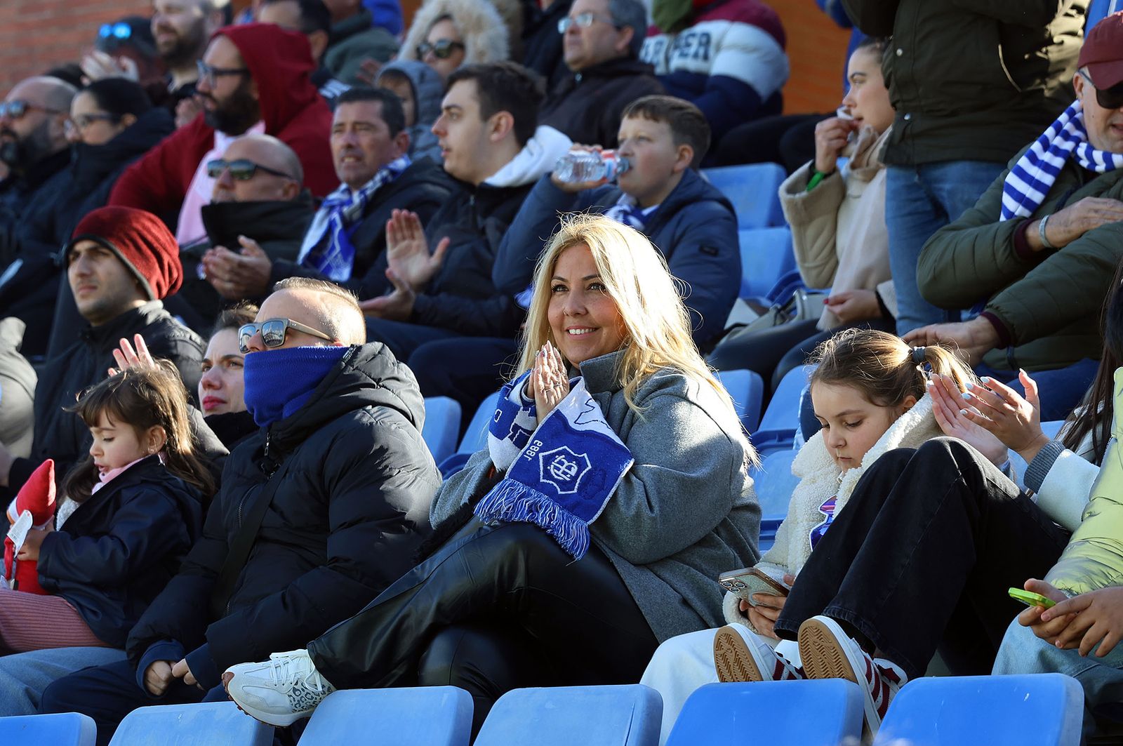 Búscate en las gradas del Nuevo Colombino durante el Recre-Estepona