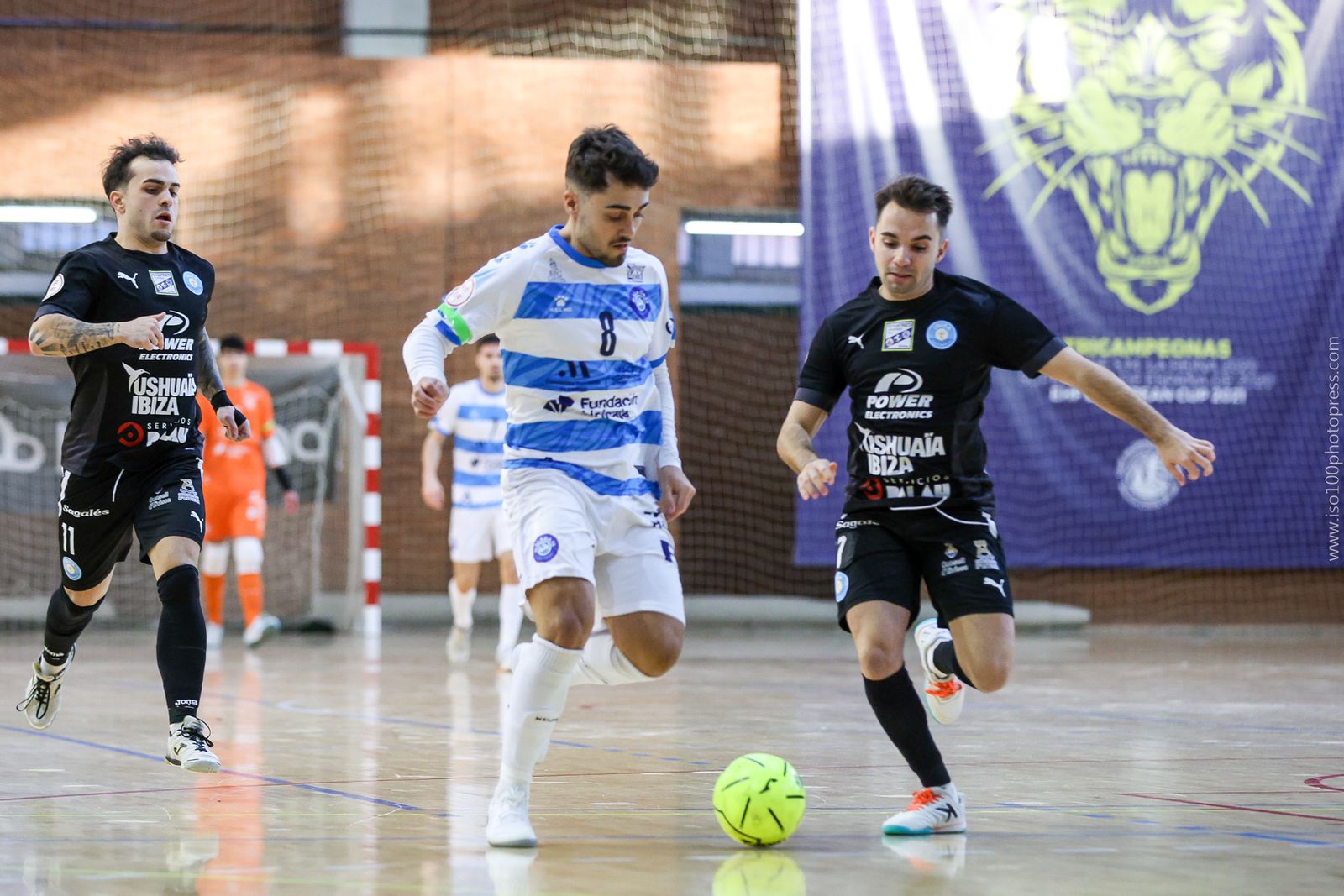 Impresionante remontada del Málaga Ciudad Redonda ante el Ibiza (3-2)
