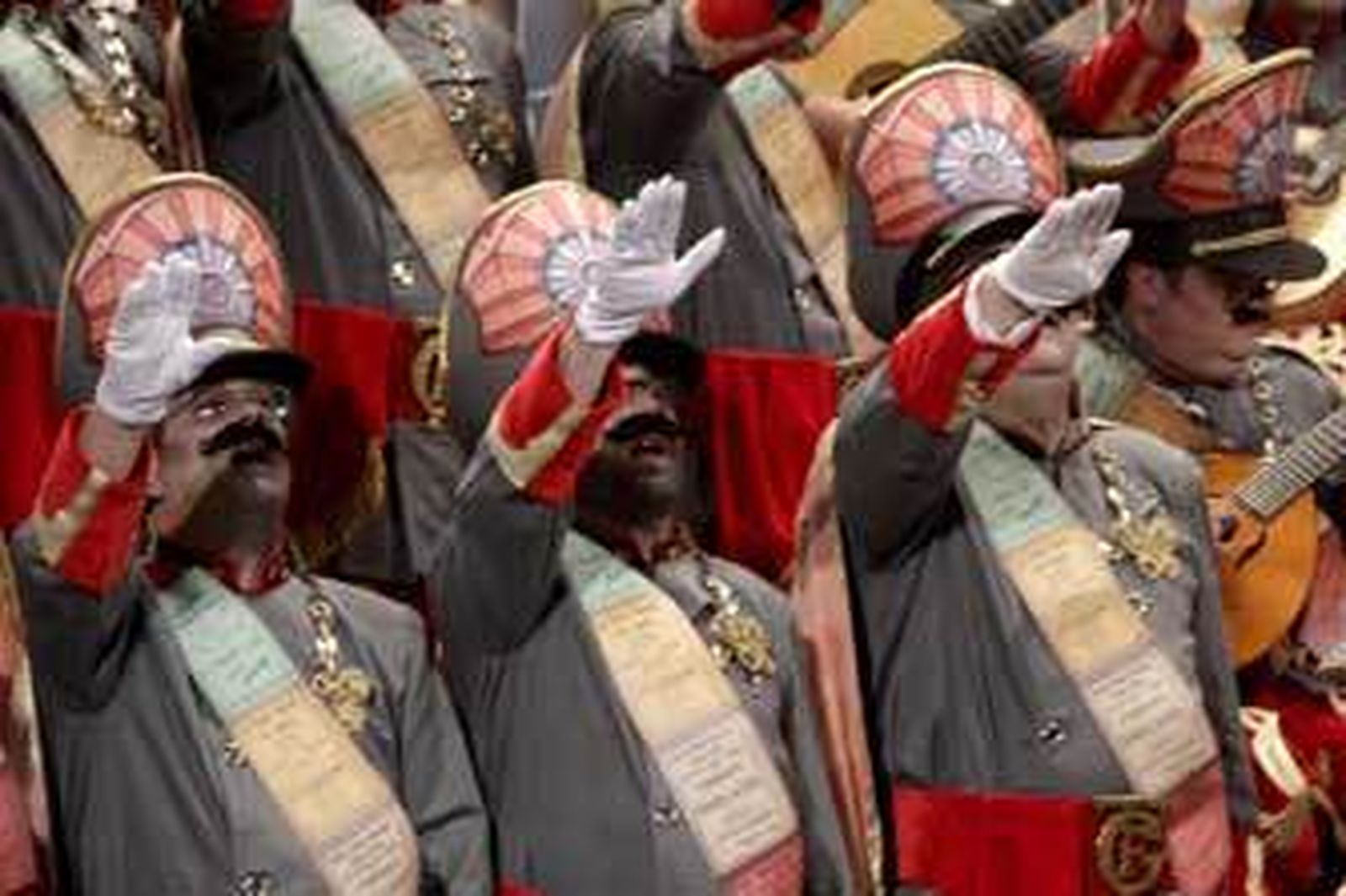 Los dictadores, el coro de Faly Pastrana en 2014. /Julio González