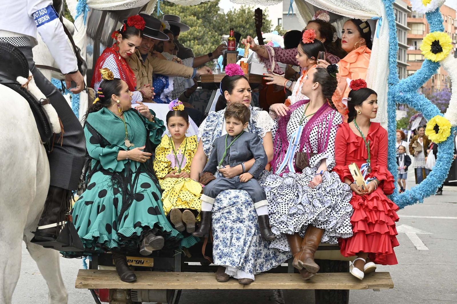 Imágenes de los carros de la Hermandad del Rocío de Huelva
