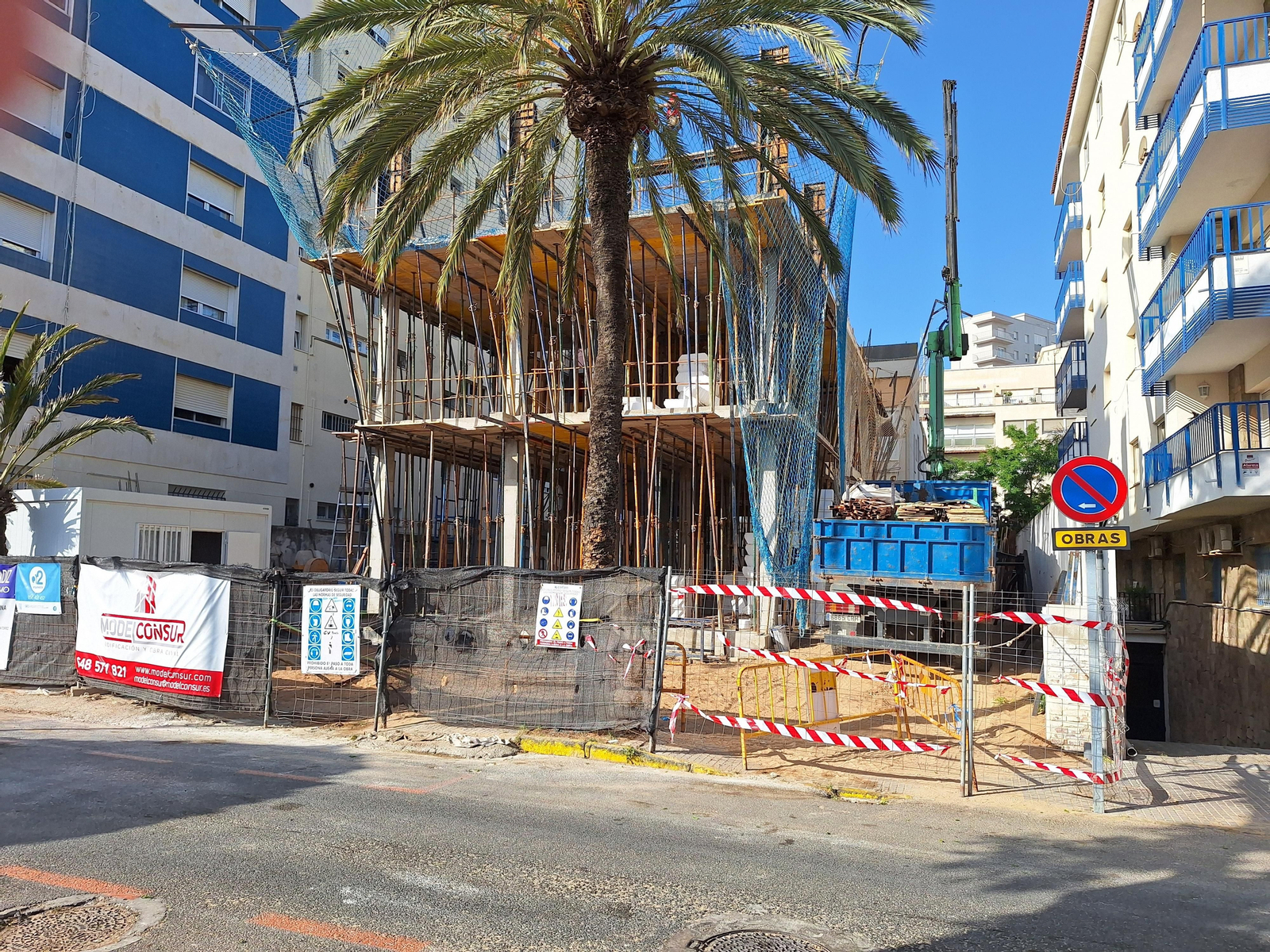 El nuevo chalet que se está construyendo en la avenida de Bahía Blanca.