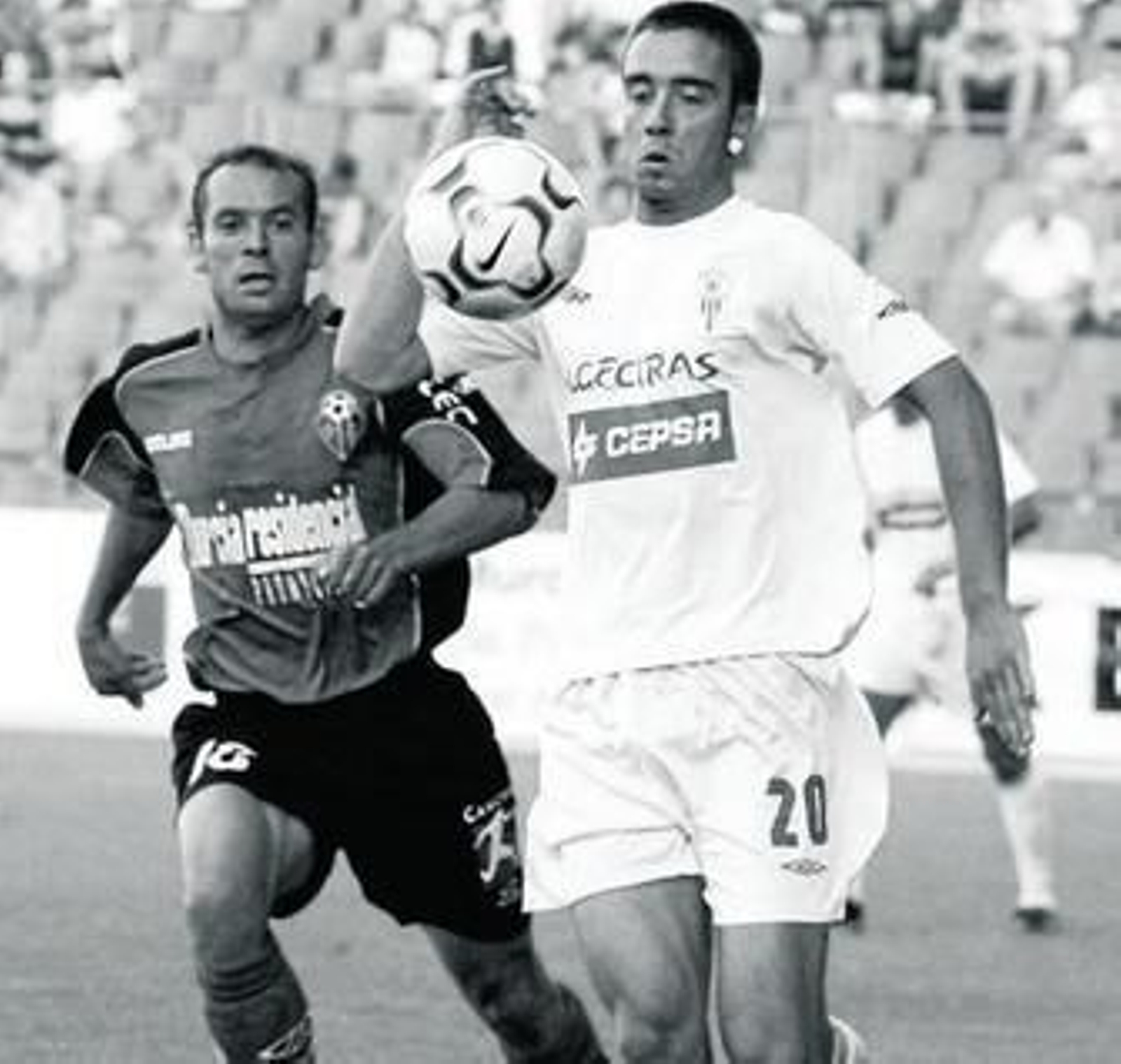 Zuhaitz Gurrutxaga, con la camisola del Algeciras en 2004.