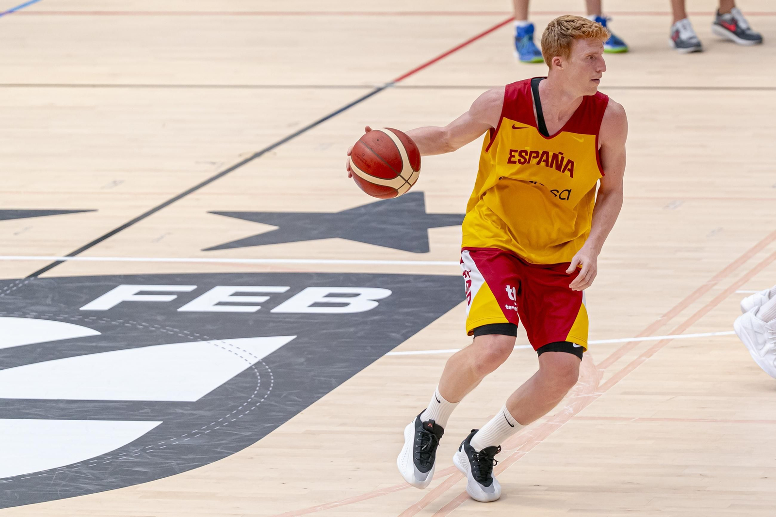 España acaba su trabajo en Madrid antes de venir a Málaga