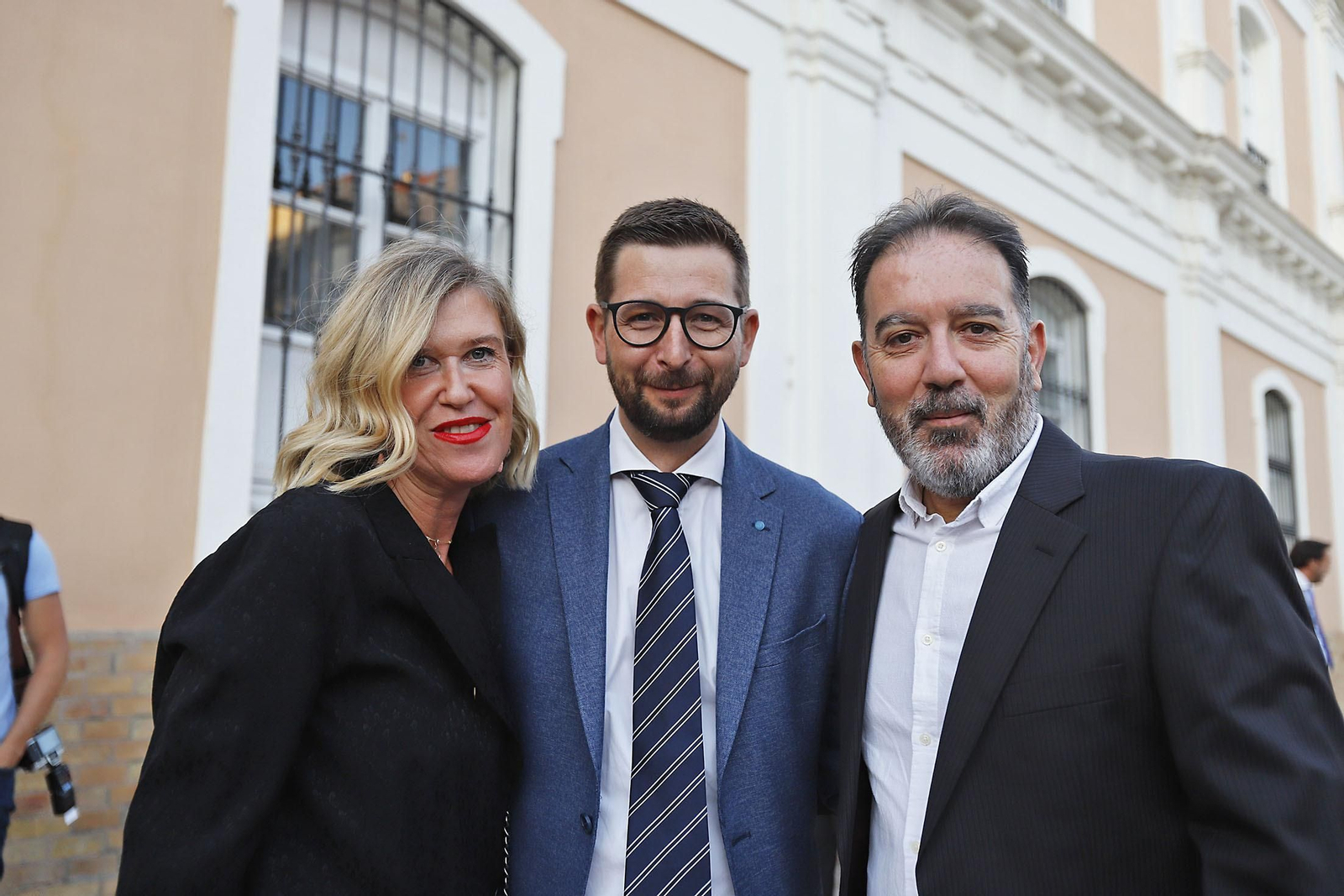 Imágenes de la recepción a los invitados a la gala de los Onubenses del Año