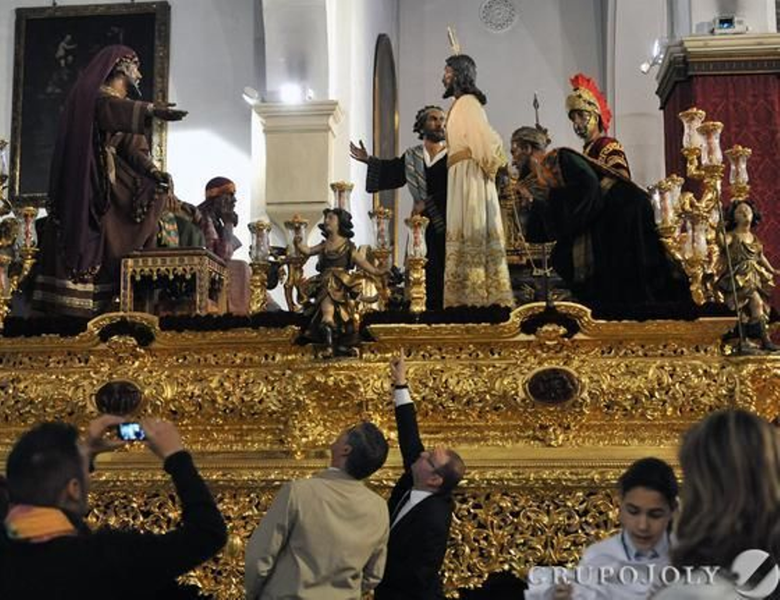 Nuestro Padre Jesús Ante Anás en el interior de la parroquia.

Foto: Juan Carlos Vazquez