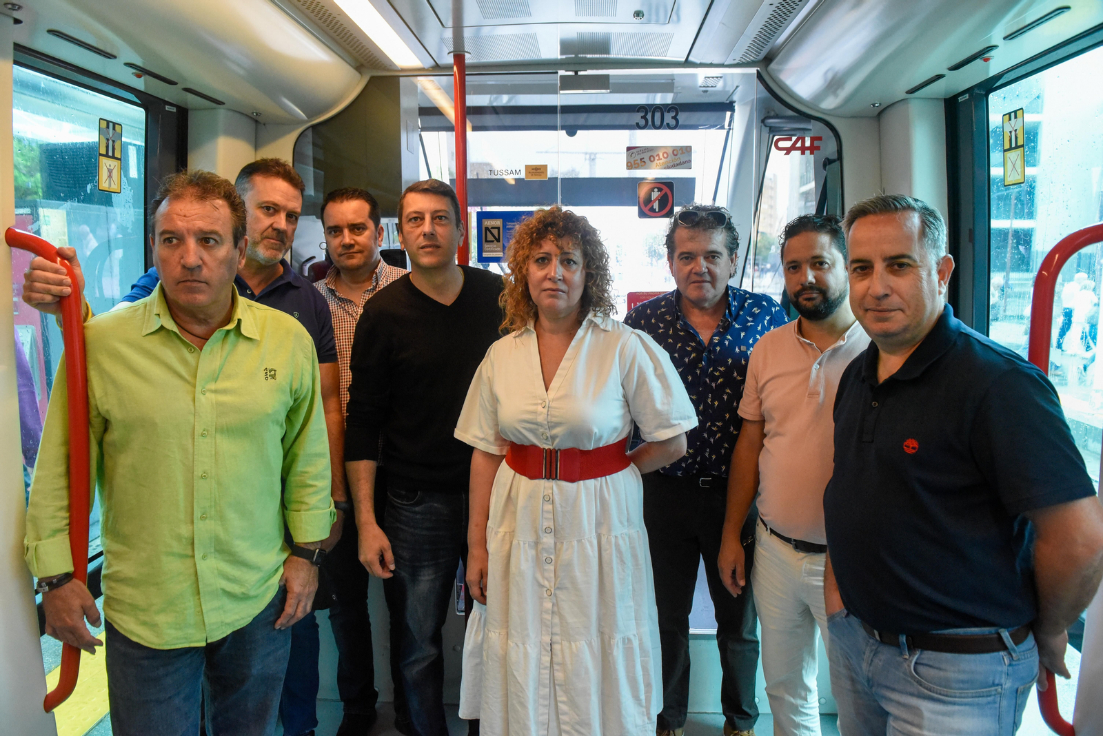 José Luis Sanz, asiste a la puesta en funcionamiento de ampliación del tranvía hasta Eduardo Dato