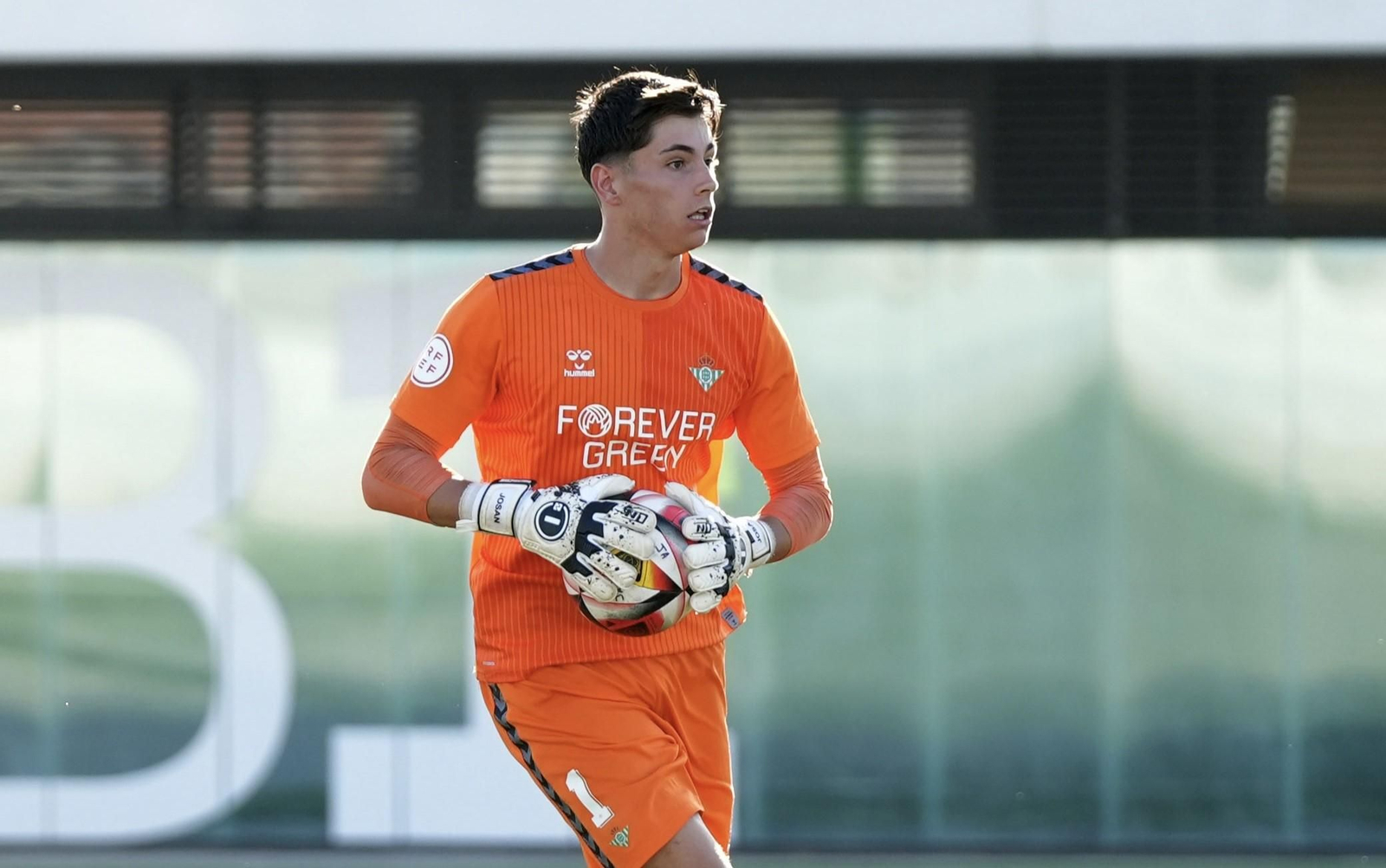 Josan Gordo se incorpora como cedido por el Real Betis.