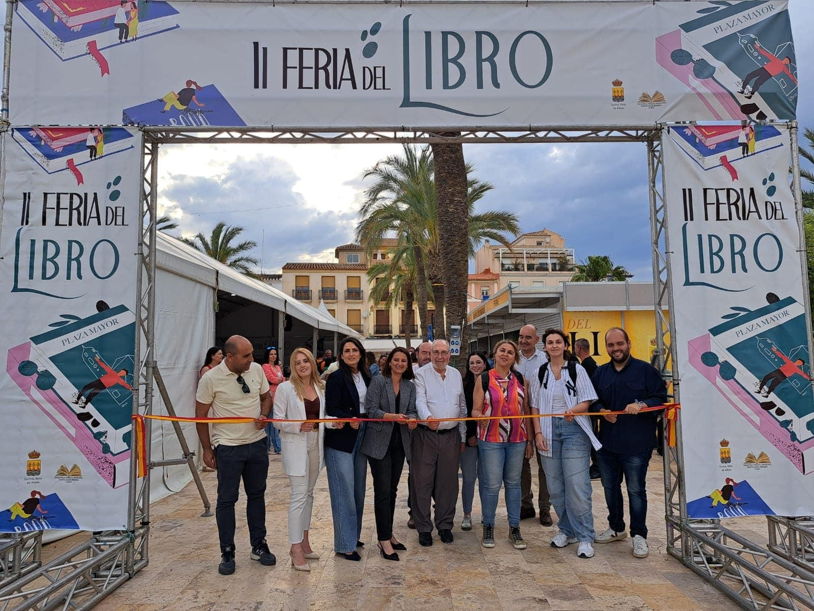 Corte de cinta de la II Feria del Libro de Albox