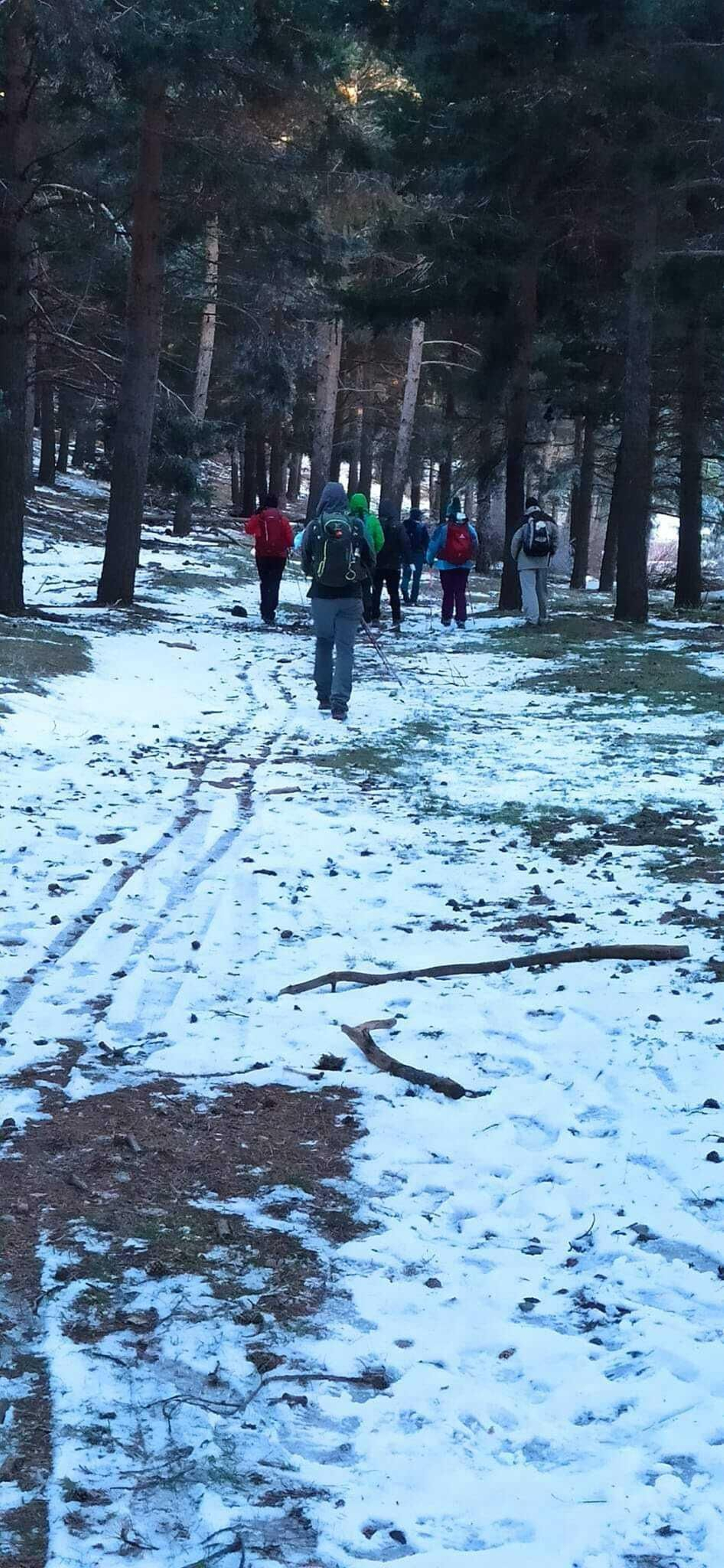 Excursionistas en el Puerto de la Ragua el pasado fin de semana.