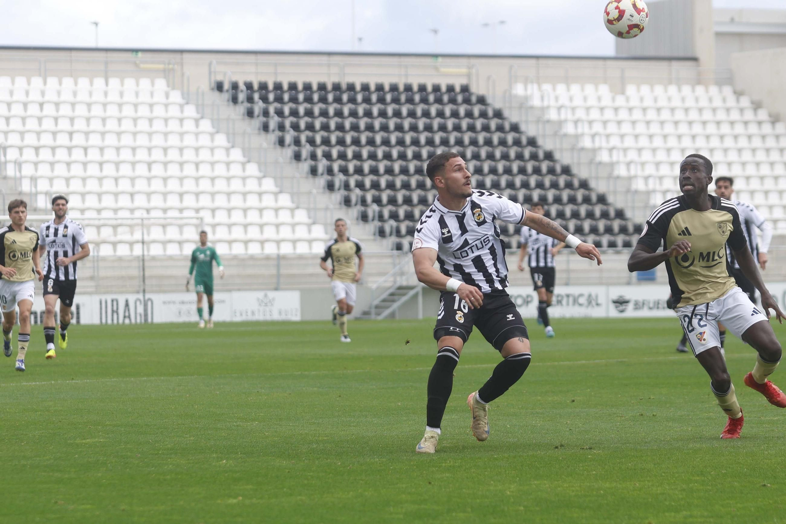 Las fotos del Balona - Linares de Segunda Federación