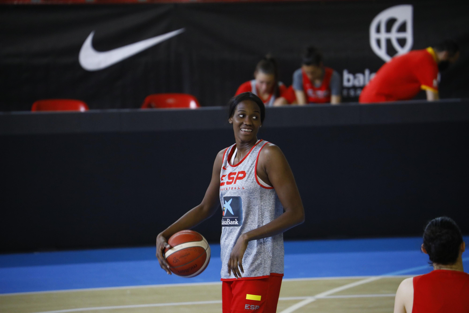 Las fotos del primer entrenamiento de la selección española femenina de baloncesto en Córdoba
