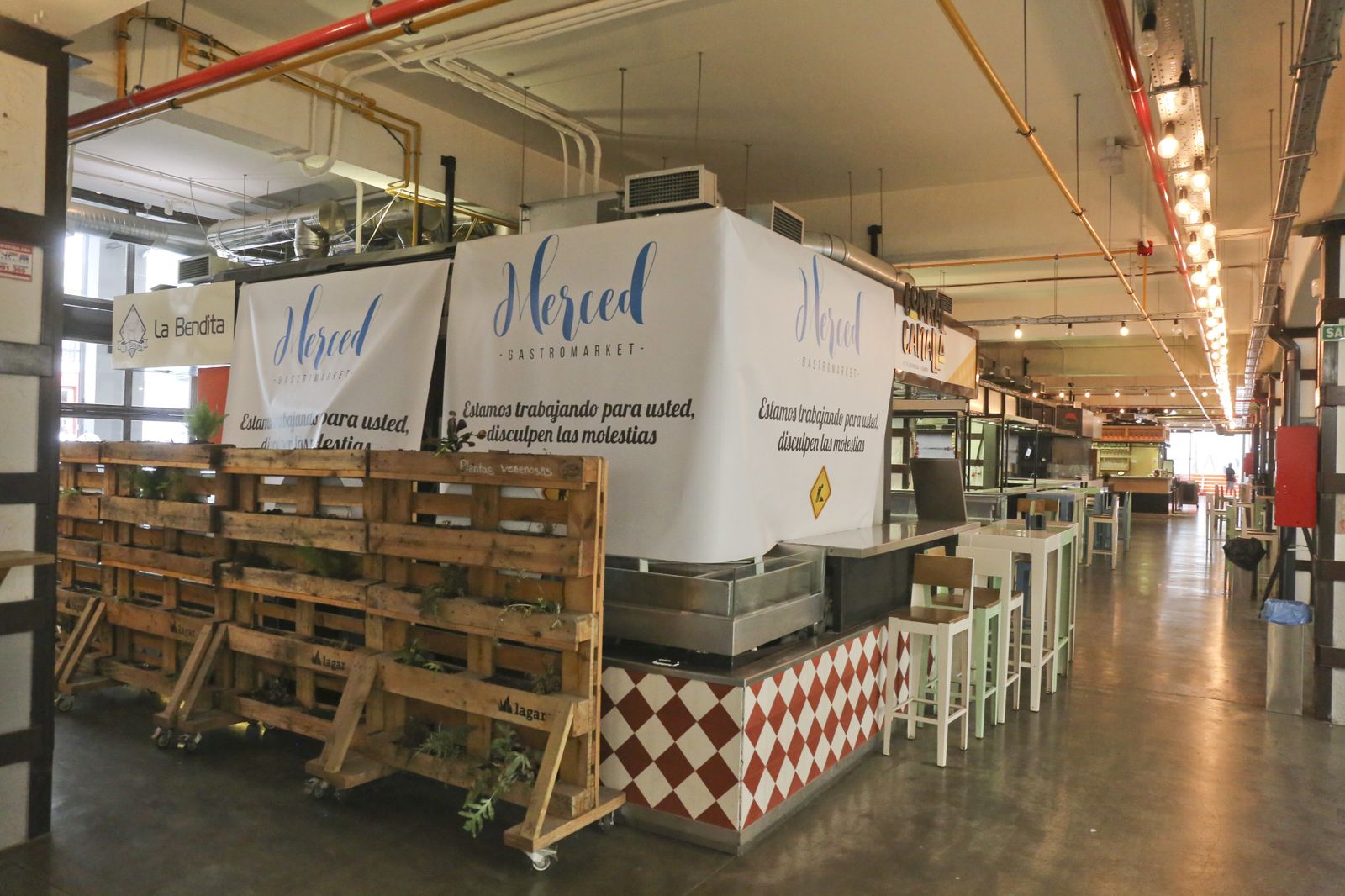 Mercado de la Merced de Málaga sin actividad