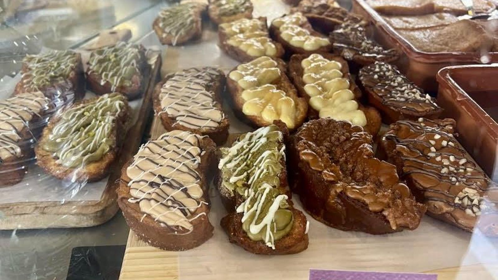 Oferta de torrijas con crema de avellanas