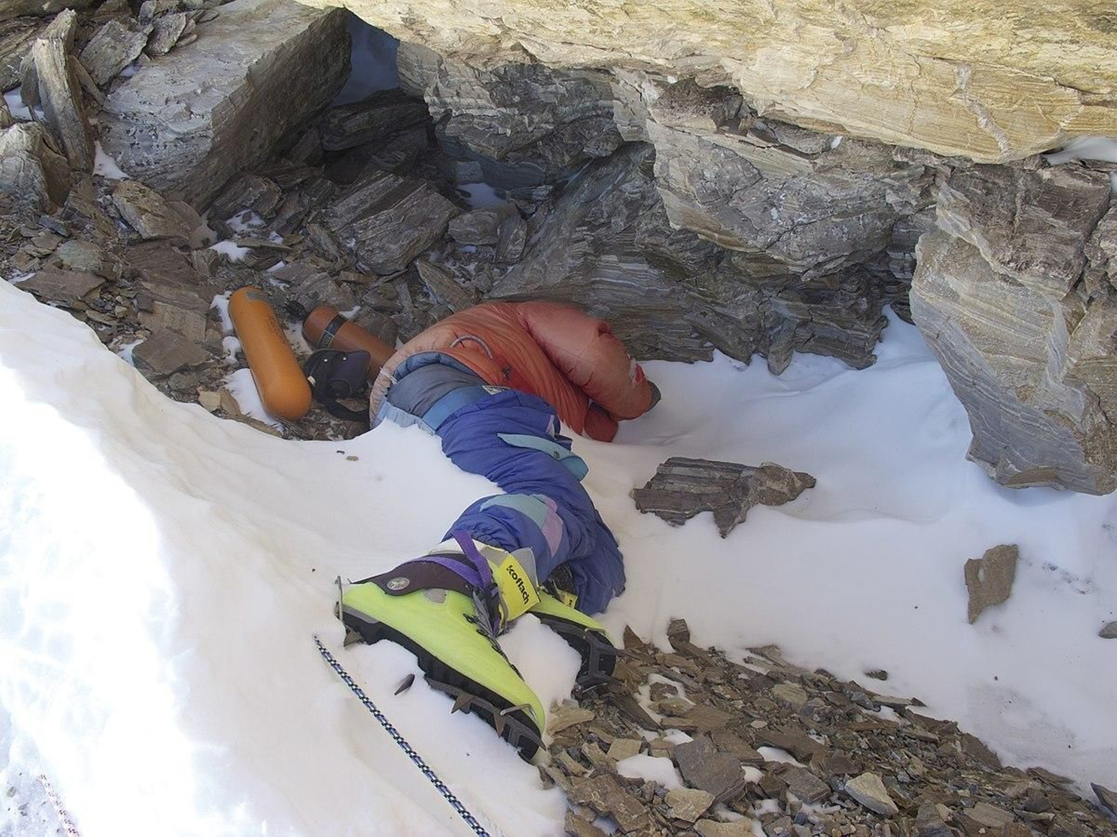 Un mito referencia: Botas verdes La truculenta ascensión entre muertos al monte Everest