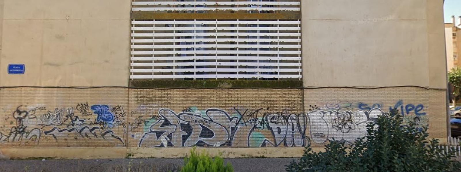 El grafiti de SFDK en Pino Montano, en 2022.