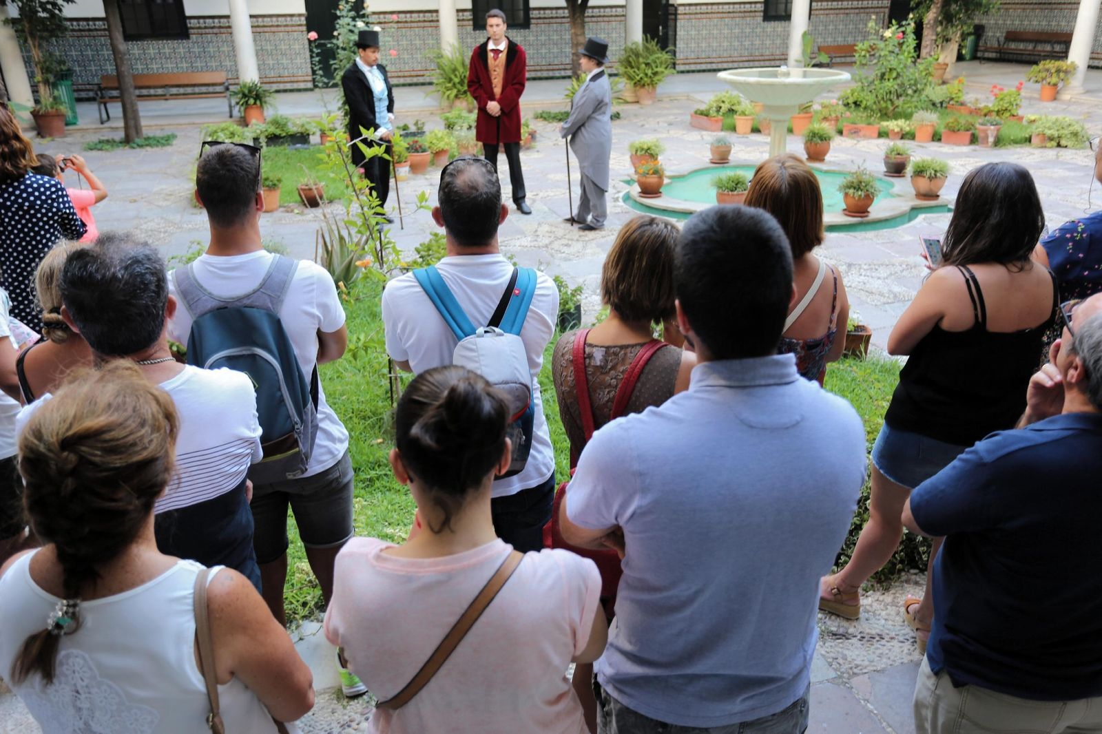 Una de las visitas teatralizadas que se organizan por el Ayuntamiento, en la que el patrimonio y la cultura se dan la mano para el fomento del turismo.