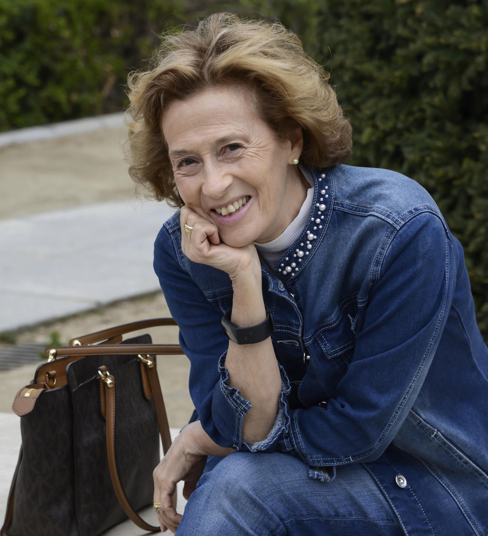 Julia Navarro presenta "De ninguna parte" en la Feria del Libro de Granada