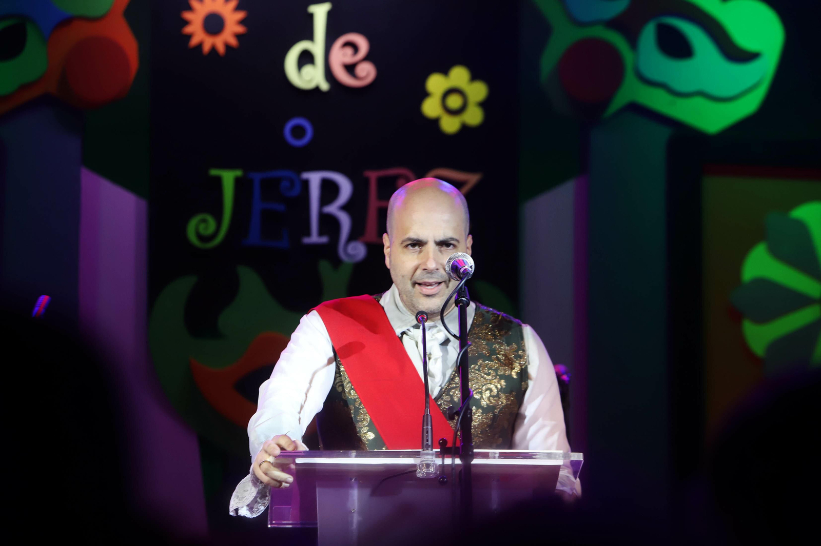 Jerez vive el Carnaval con Luis Rivero como pregonero