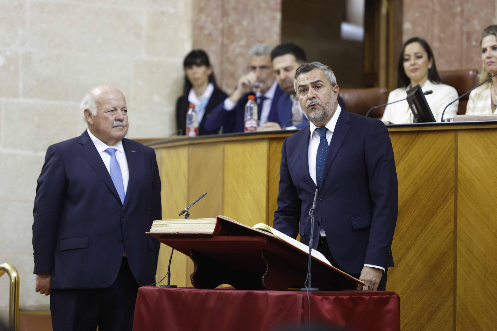 La constitución del Parlamento andaluz, todas las imágenes
