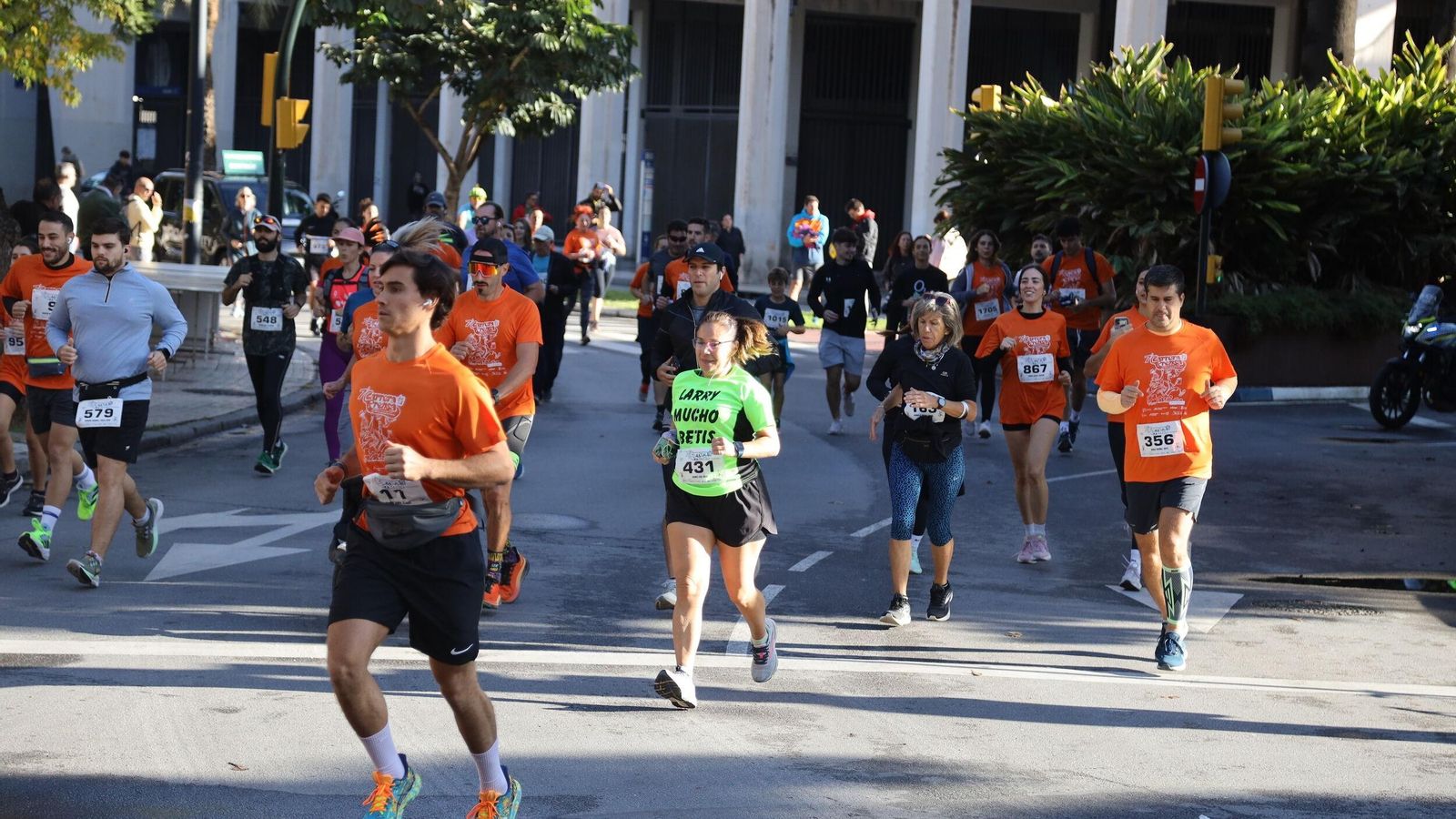 Búscate en las fotos de la Carrera de la Prensa en Málaga