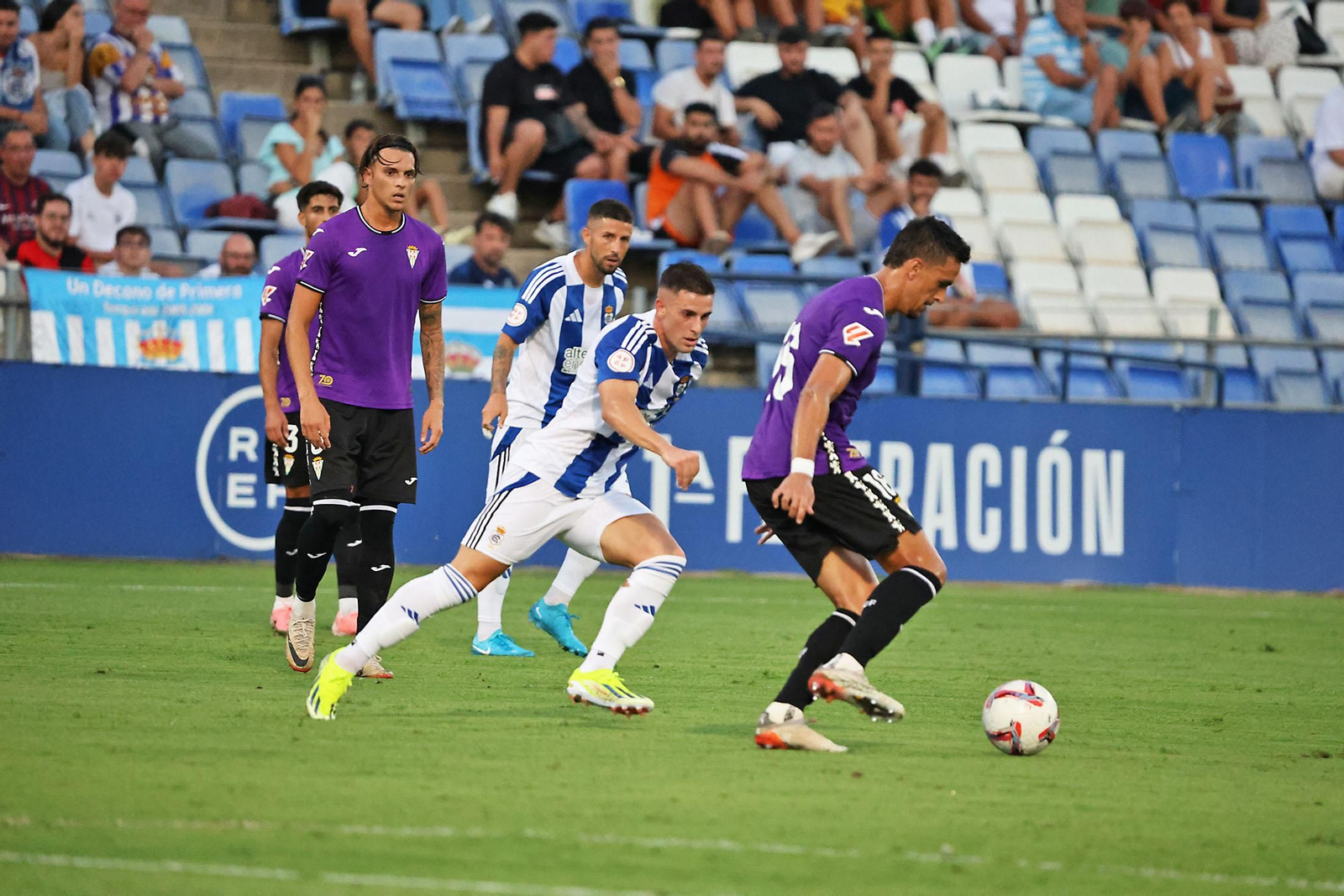 Las mejores imágenes del Trofeo Colombino entre el Recreativo de Huelva y el Córdoba CF