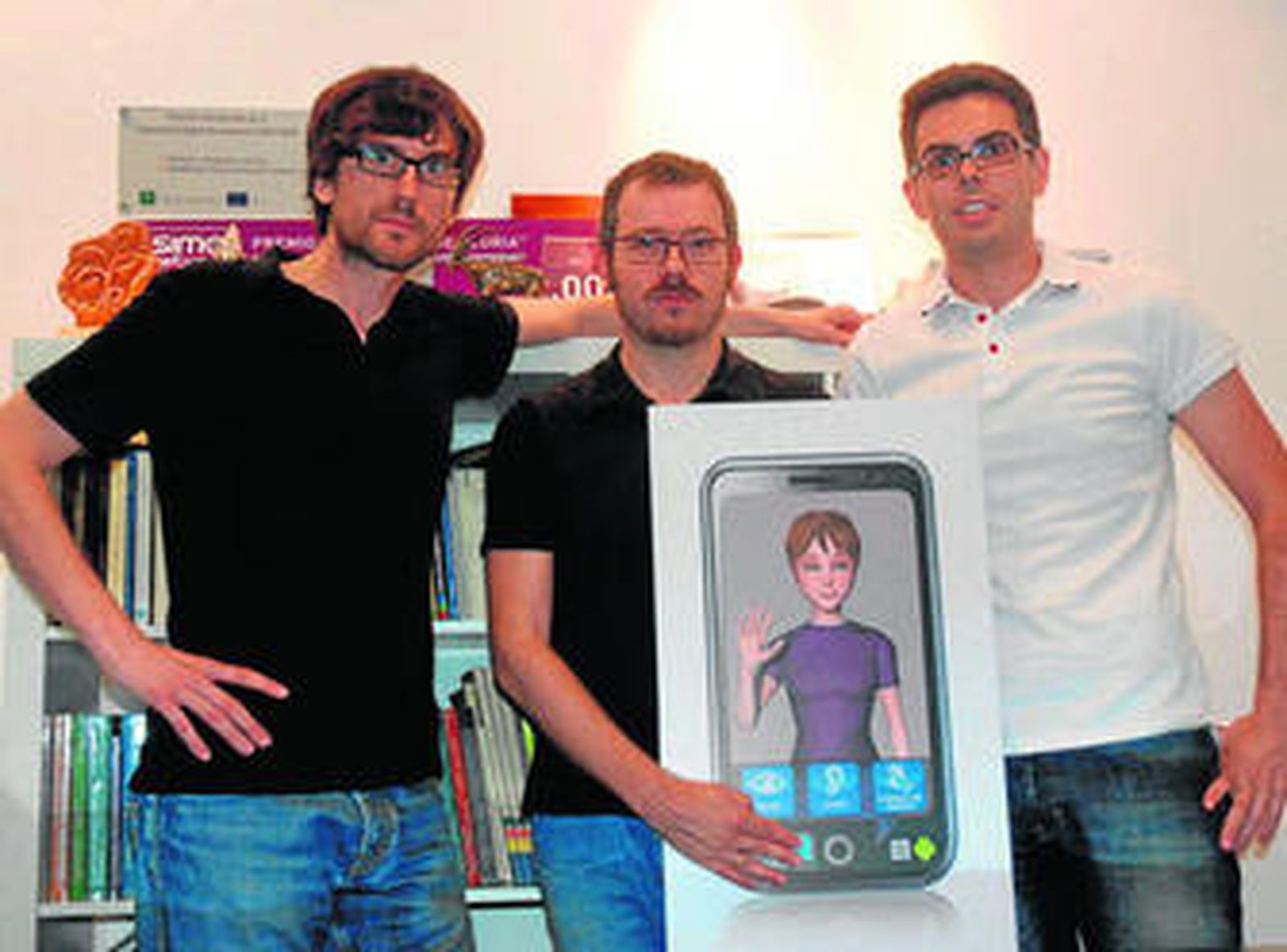 José Castillo, Paco Rincón y Fran Tarifa, creadores del proyecto Textosign en sus oficinas de Córdoba.