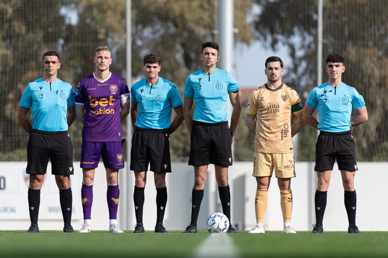 El Málaga-Go Ahead Eagles, en imágenes