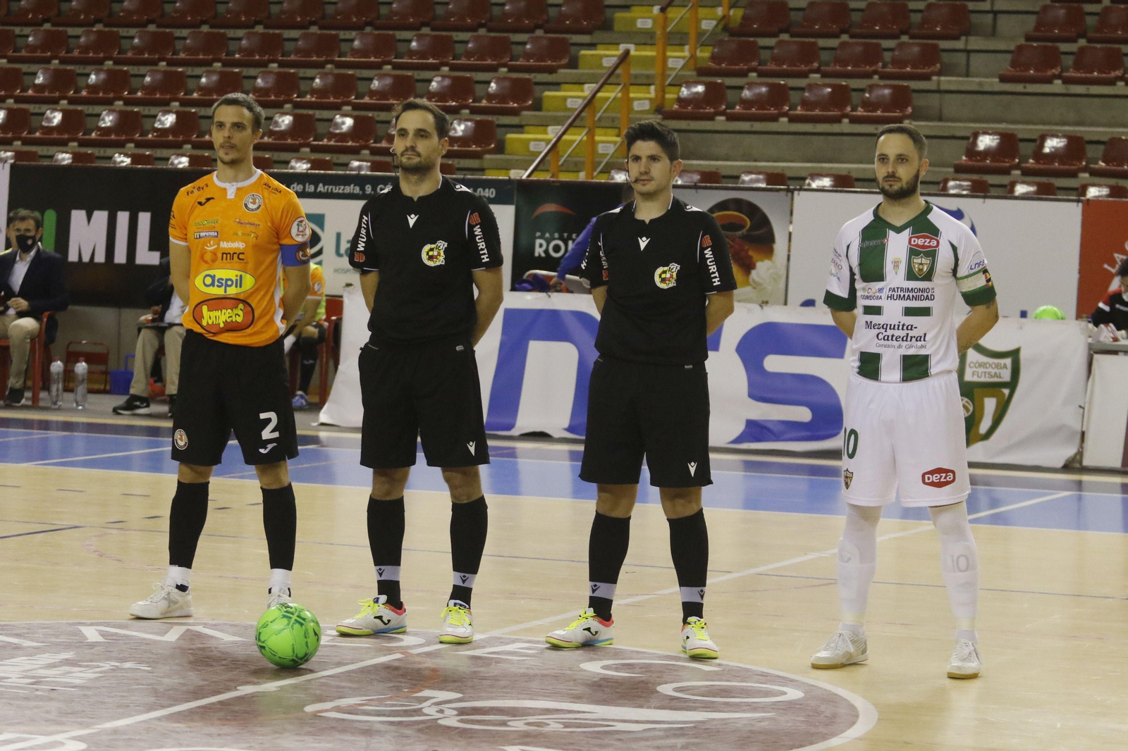 La derrota del Córdoba Futsal ante el Ribera Navarra, en imágenes
