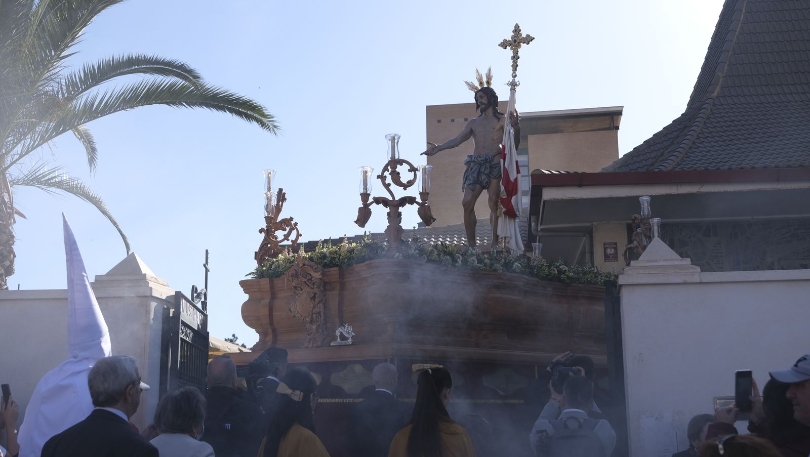 Procesión de Jesucristo Resucitado en Almería, en imágenes