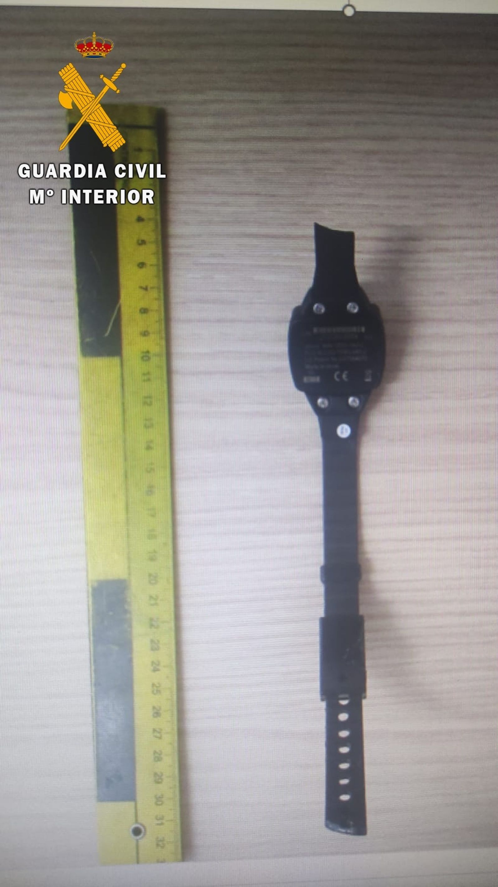 Pulsera de control telemático para los condenados por violencia de género que rompió el detenido.