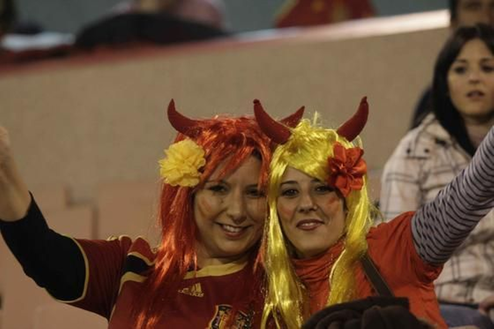 Los aficionados de la selección se volcaron con los jugadores en Granada.

Foto: Maria de la Cruz / Lucia Rivas