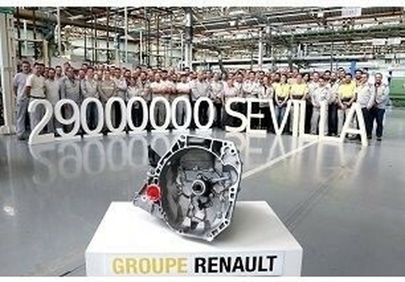 La plantilla celebra el hito histórico.