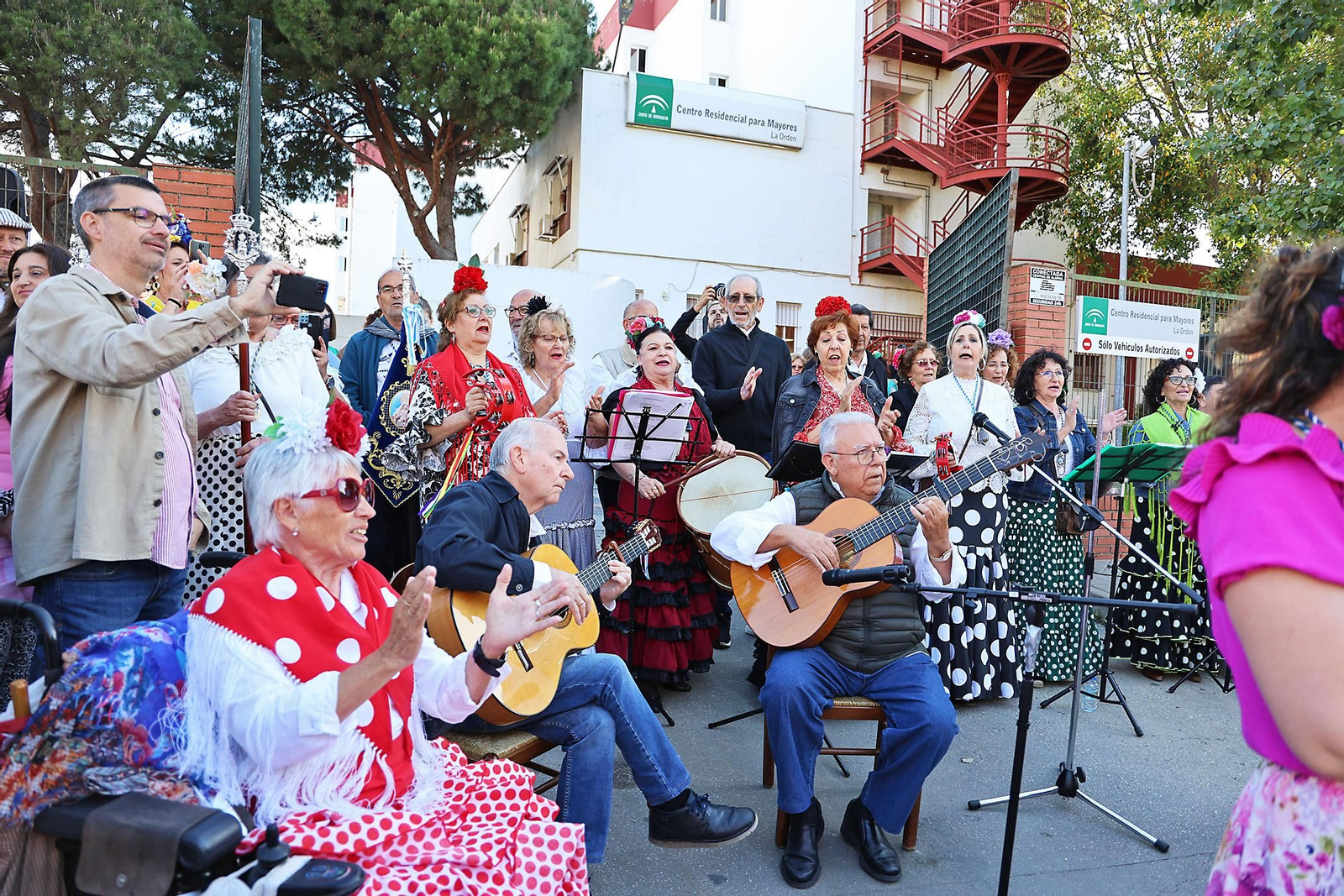 Imágenes de la salida de la Hermandad Ntra Sra de la Peña de Huelva