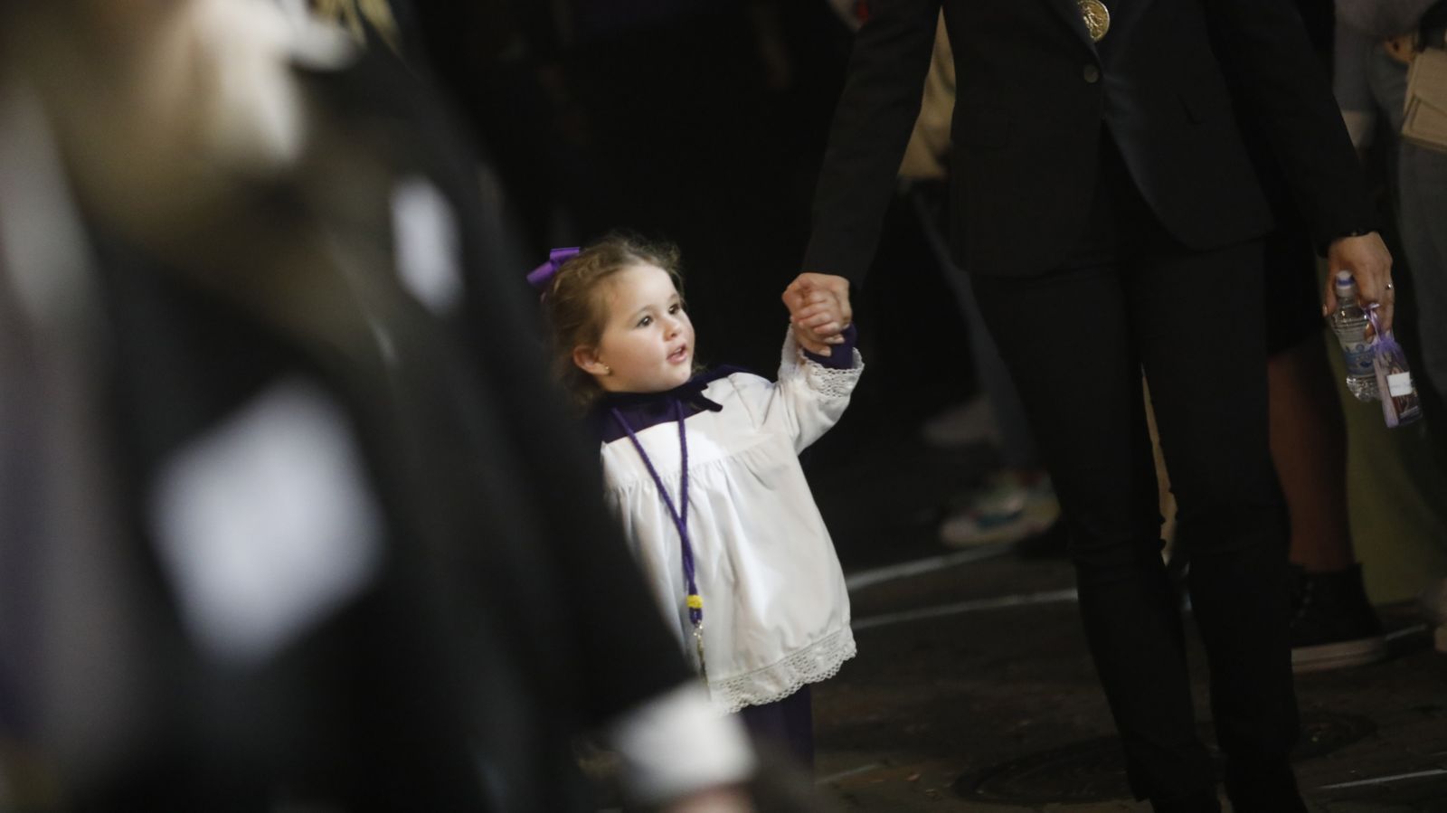 Fotos del Jueves Santo en La Línea: Perdón y la Salud, Gran Poder y Angustias
