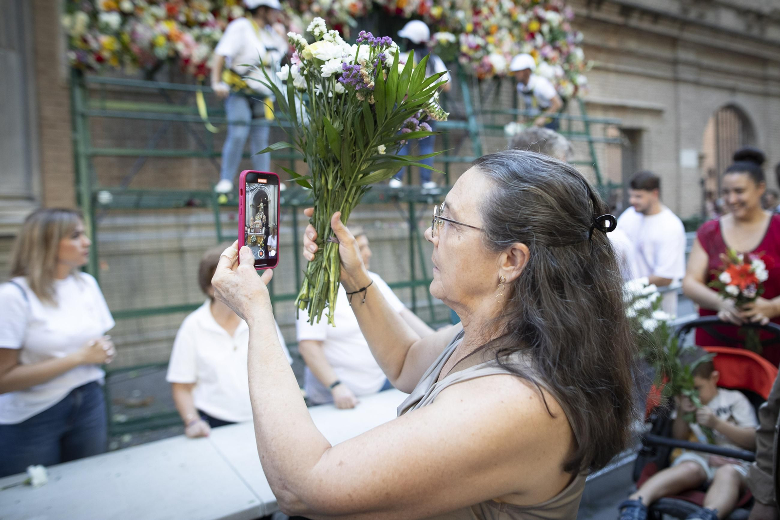 Ofrenda Floral y Solidaria a la Virgen de las Angustias de Granada, Septiembre 2025.jpg