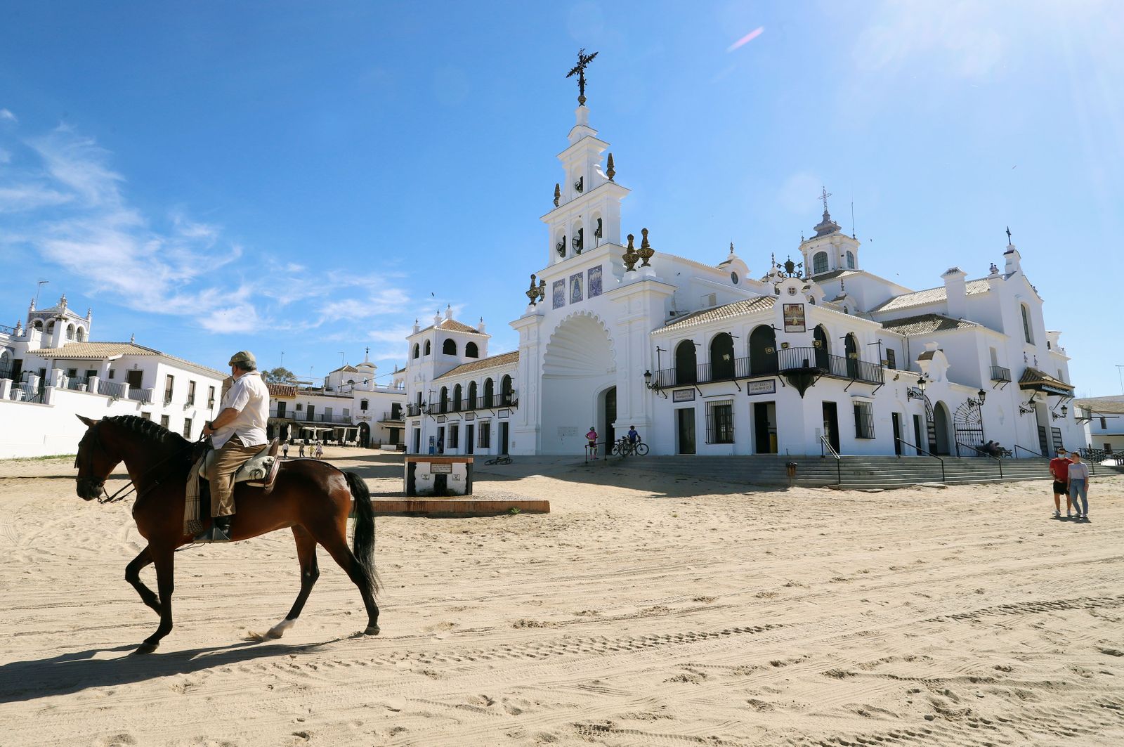 Imágenes del sábado 15 de mayo en Huelva