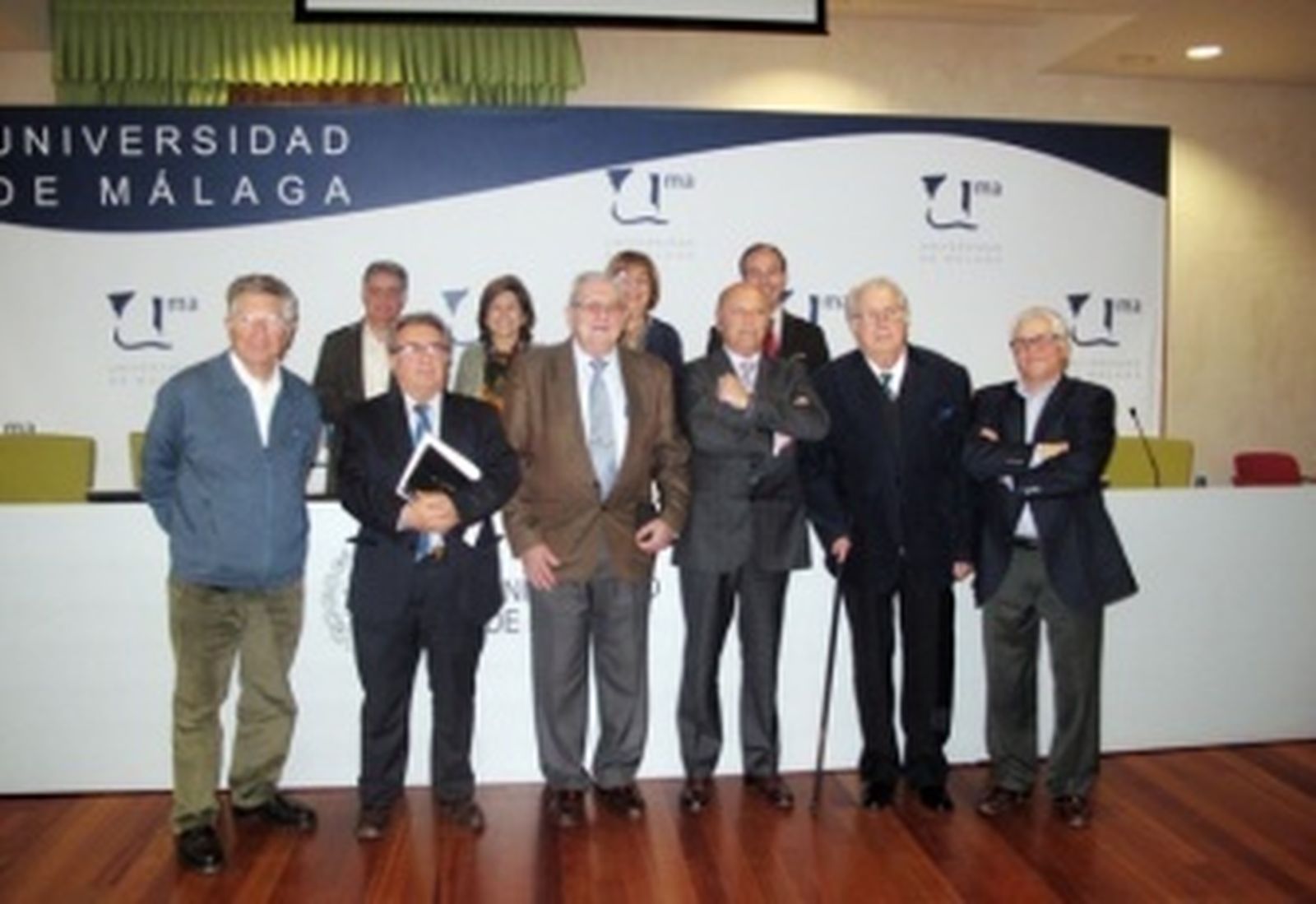 Una memoria fotográfica con 10.000 imágenes