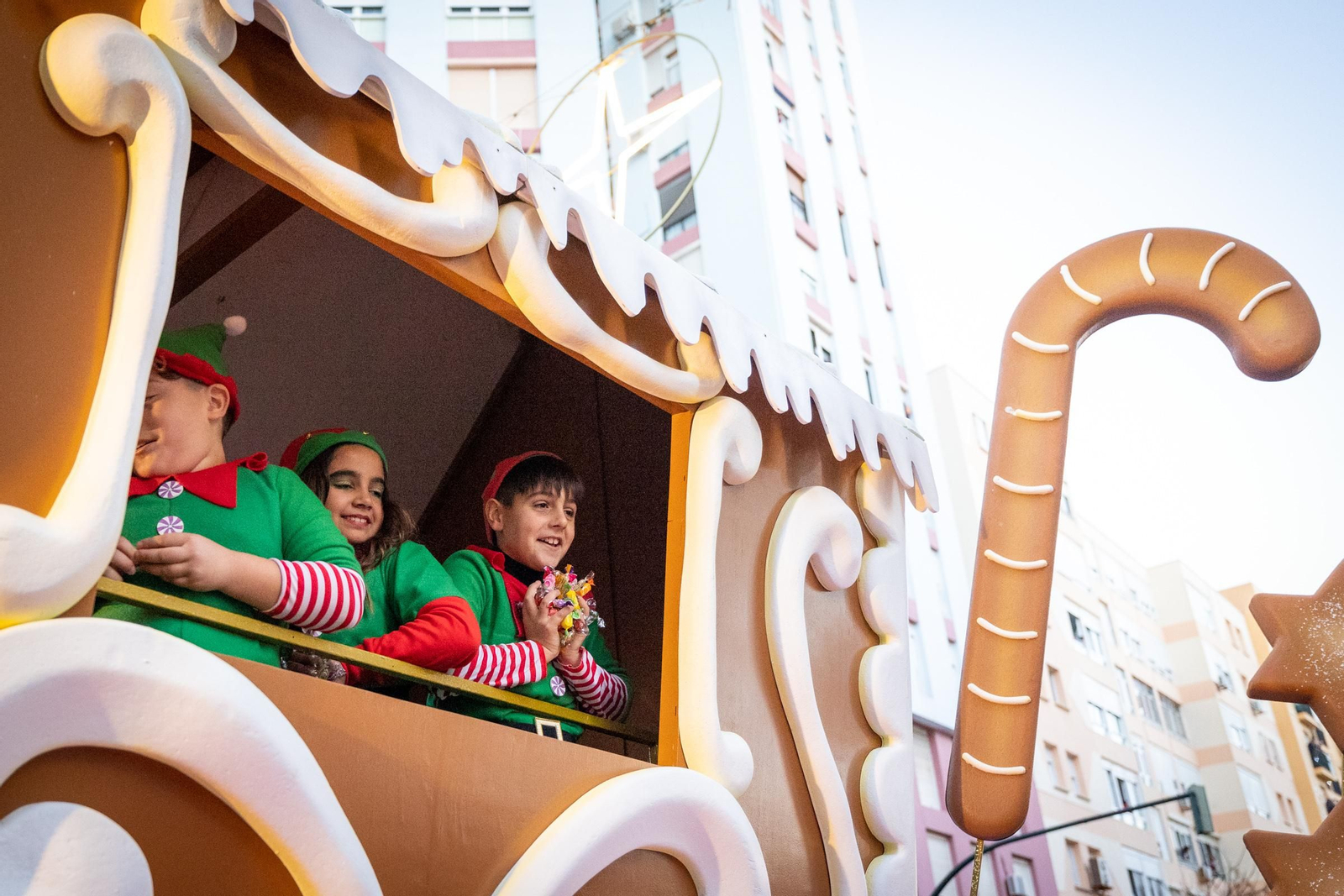 Todas las imágenes de la cabalgata de los Reyes Magos en Cádiz