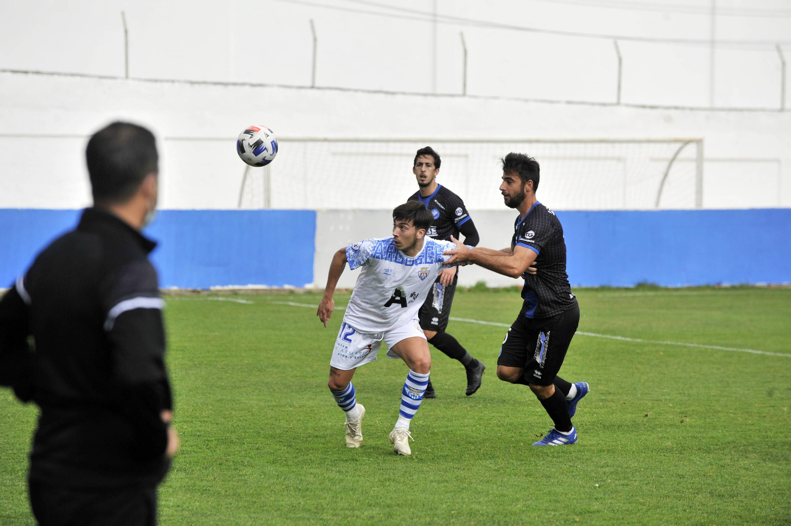 El exazulino Cristian cuajó un gran partido en su debut con el Arcos.