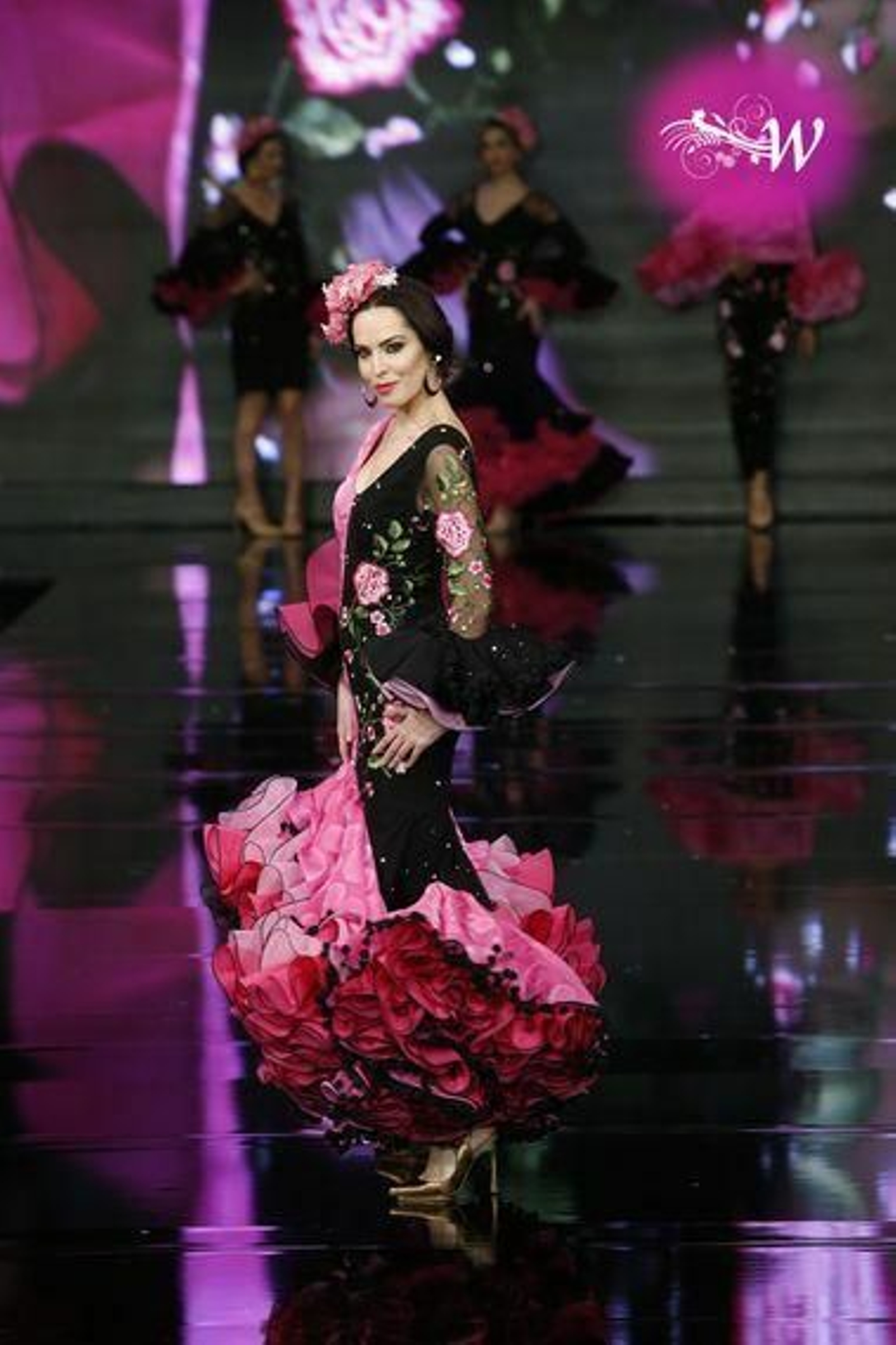 Todas las fotos del desfile de Sara Benítez en SIMOF 2020