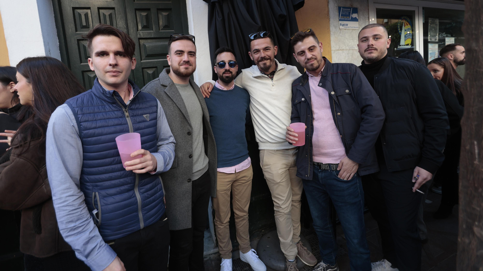 Buscate en las fotos dela celebración del 24 de diciembre en La Línea