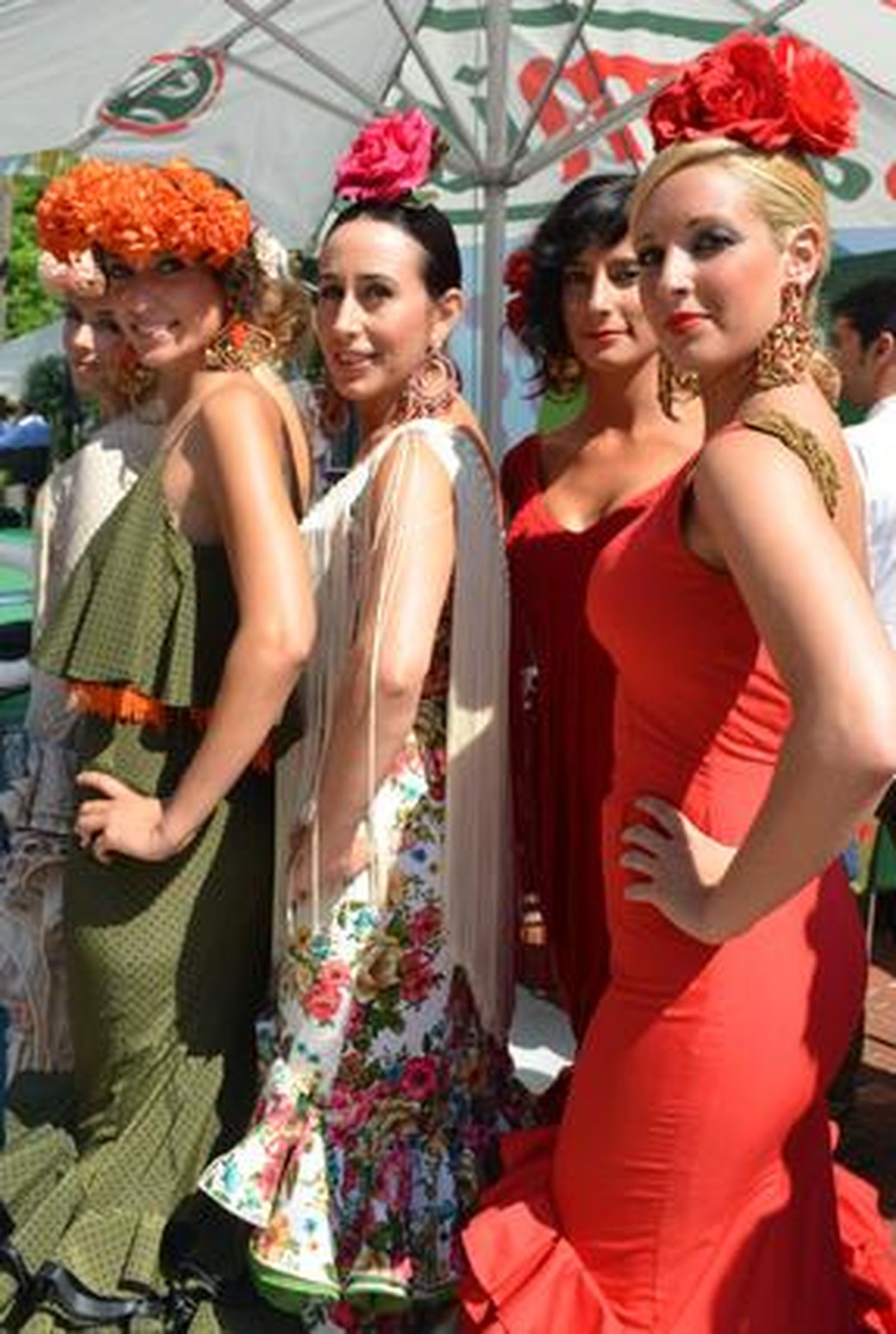 Jolgorio en el Real y en el centro

Foto: Marta González / Javier Albiñana