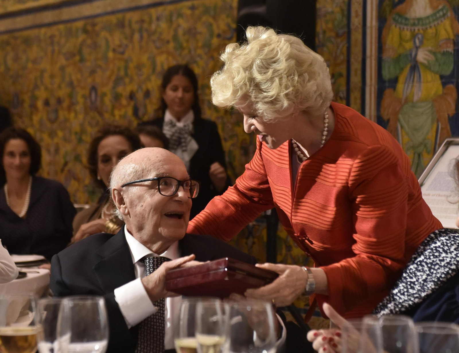 Los asistentes al VII Premio Manuel Clavero