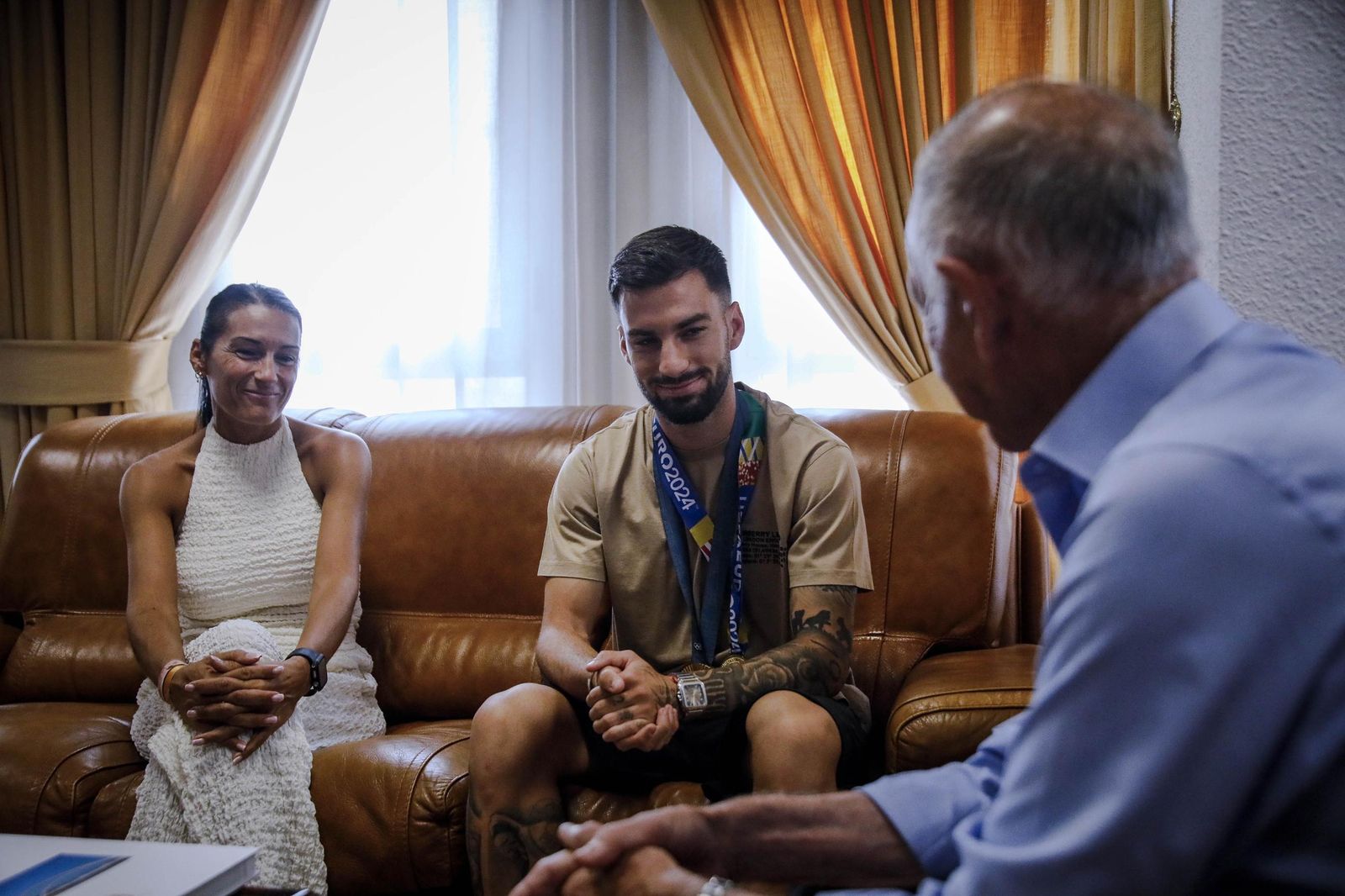 Álex Baena en el Ayto de Roquetas de Mar, en imágenes