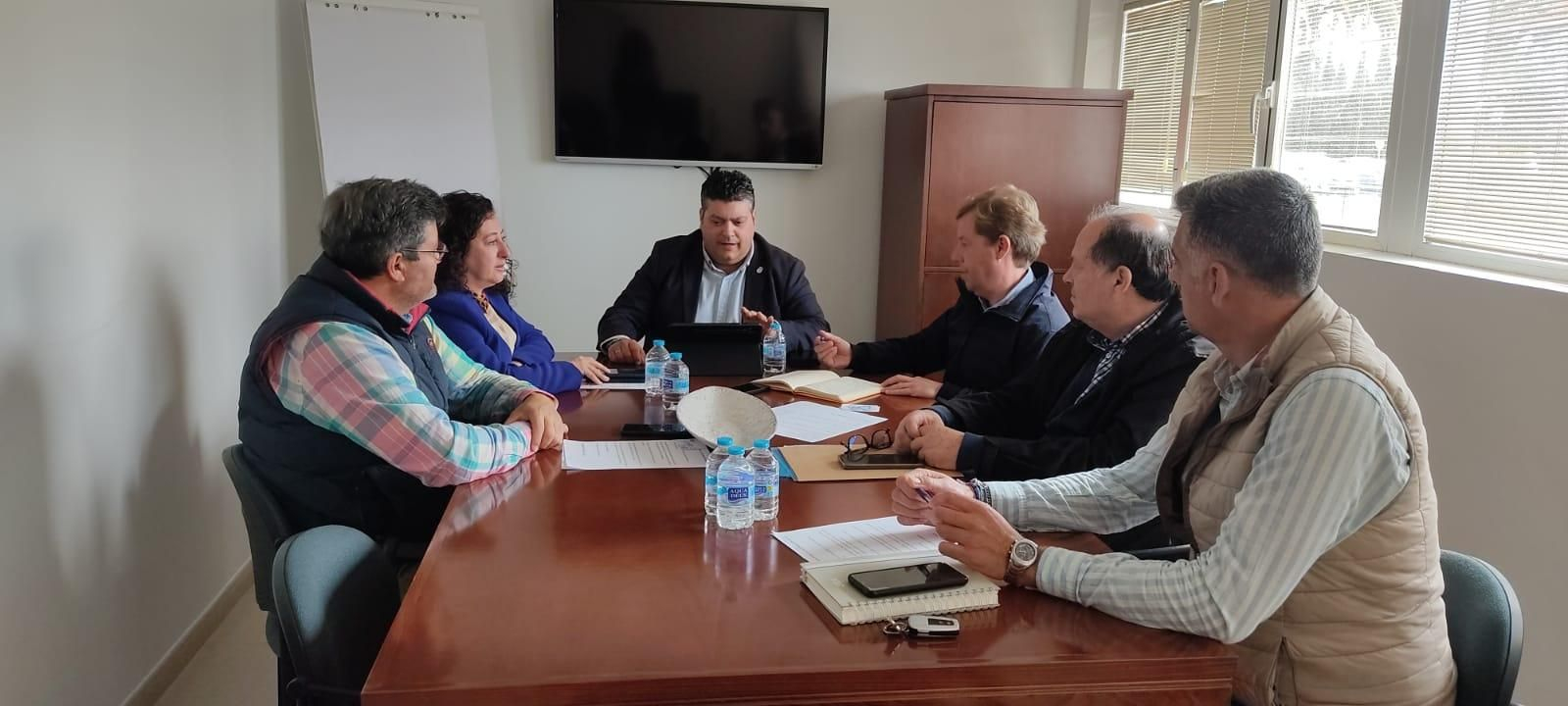 Reunión sobre los Premios Nacionales de Caza Mayor. Reunión sobre los Premios Nacionales de Caza Mayor.