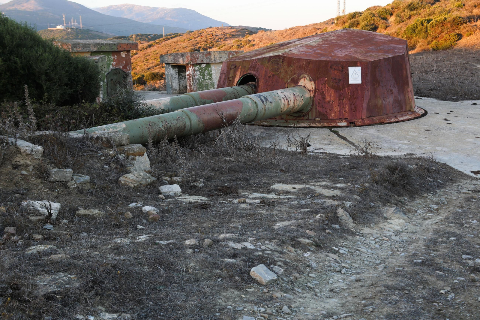 Exterior batería de Costa Cascabel