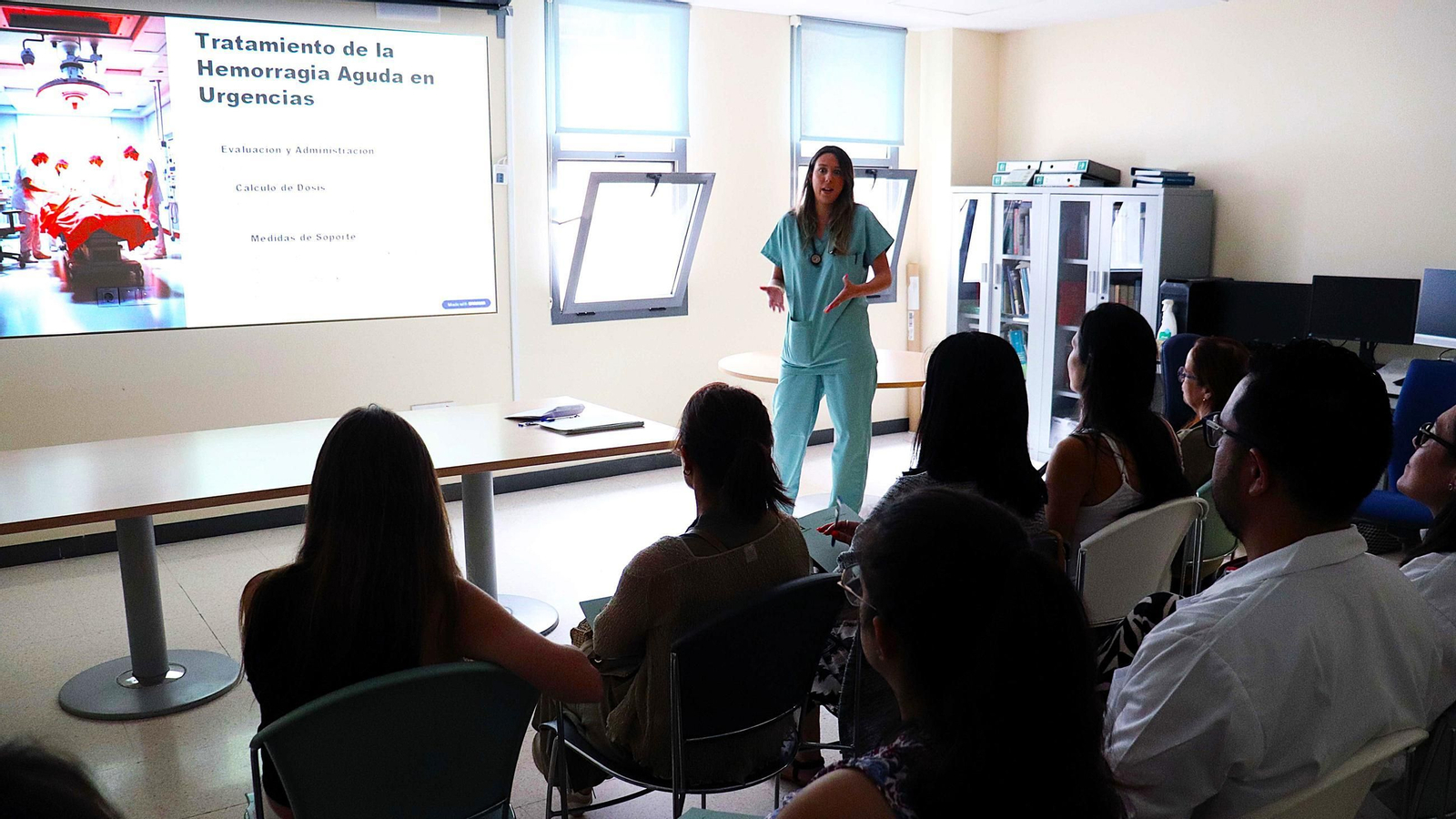 Formación sobre la atención al paciente con hemofilia y coagulopatía.