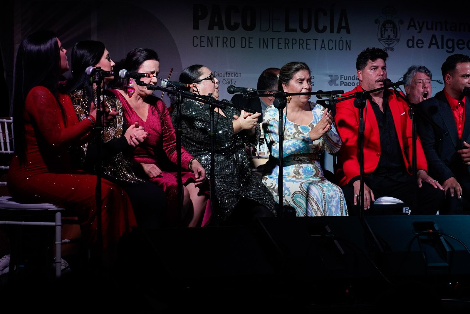 Fotos de la zambomba del grupo Toma Castaña en Algeciras