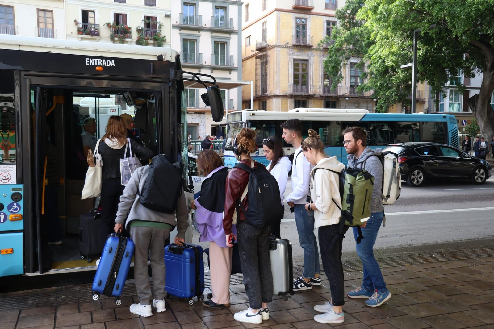 La huelga de autobuses en Málaga en imagenes